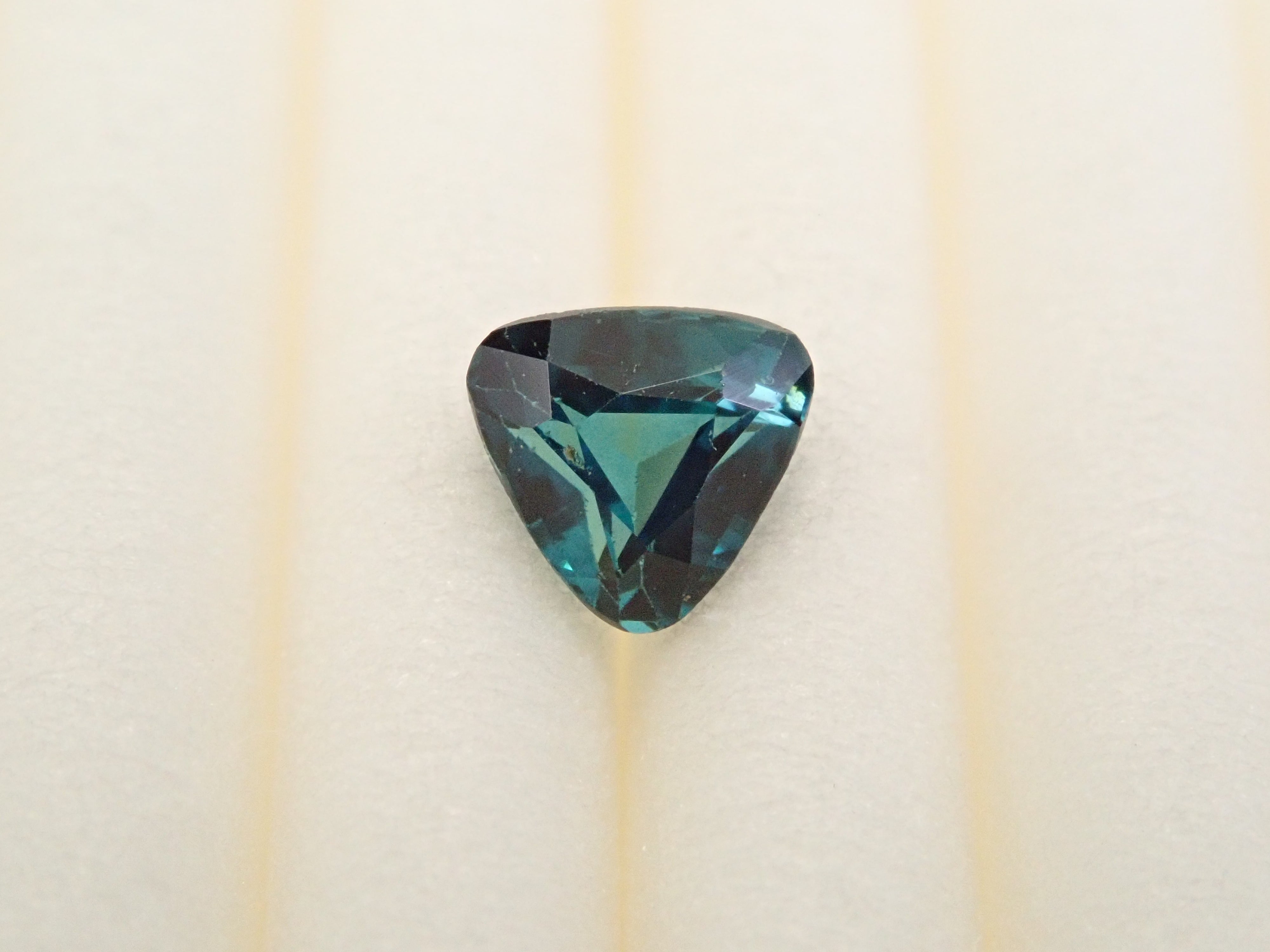 【10/29 22時販売】ブラジル産インディゴライトトルマリン 0.222ctルース 鑑別書