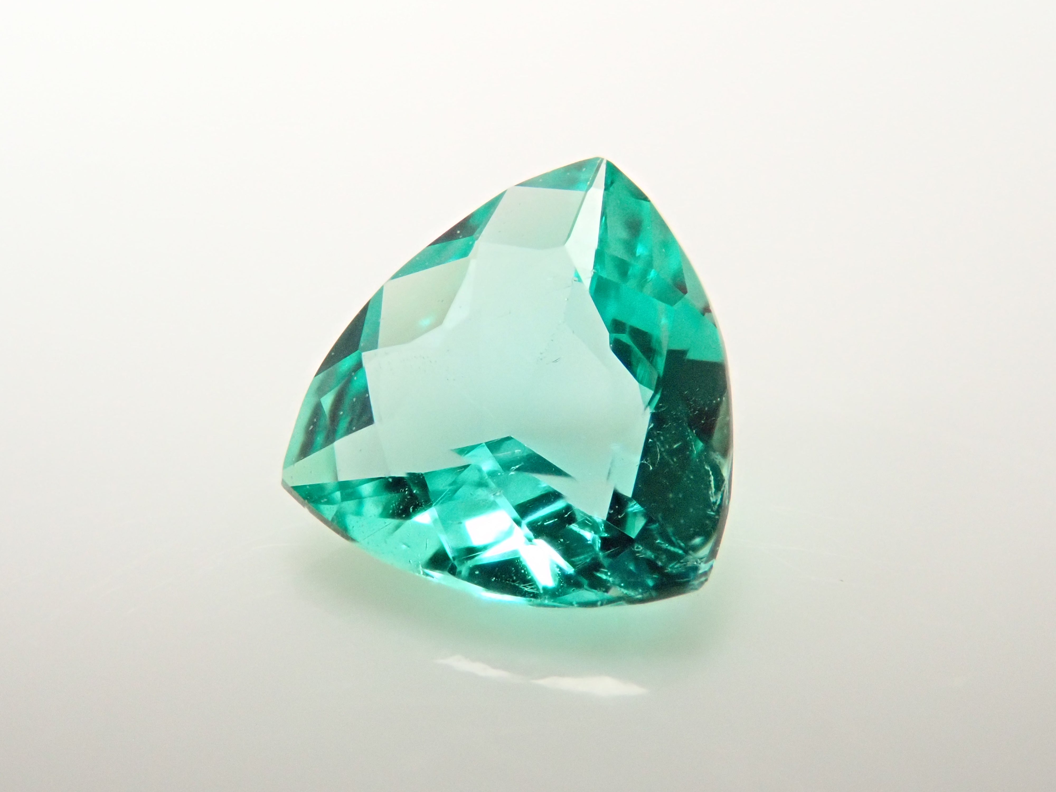 【抽選販売：10/31(金)10時am〆】コロンビア産ノンオイルエメラルド 0.290ctルース GIA