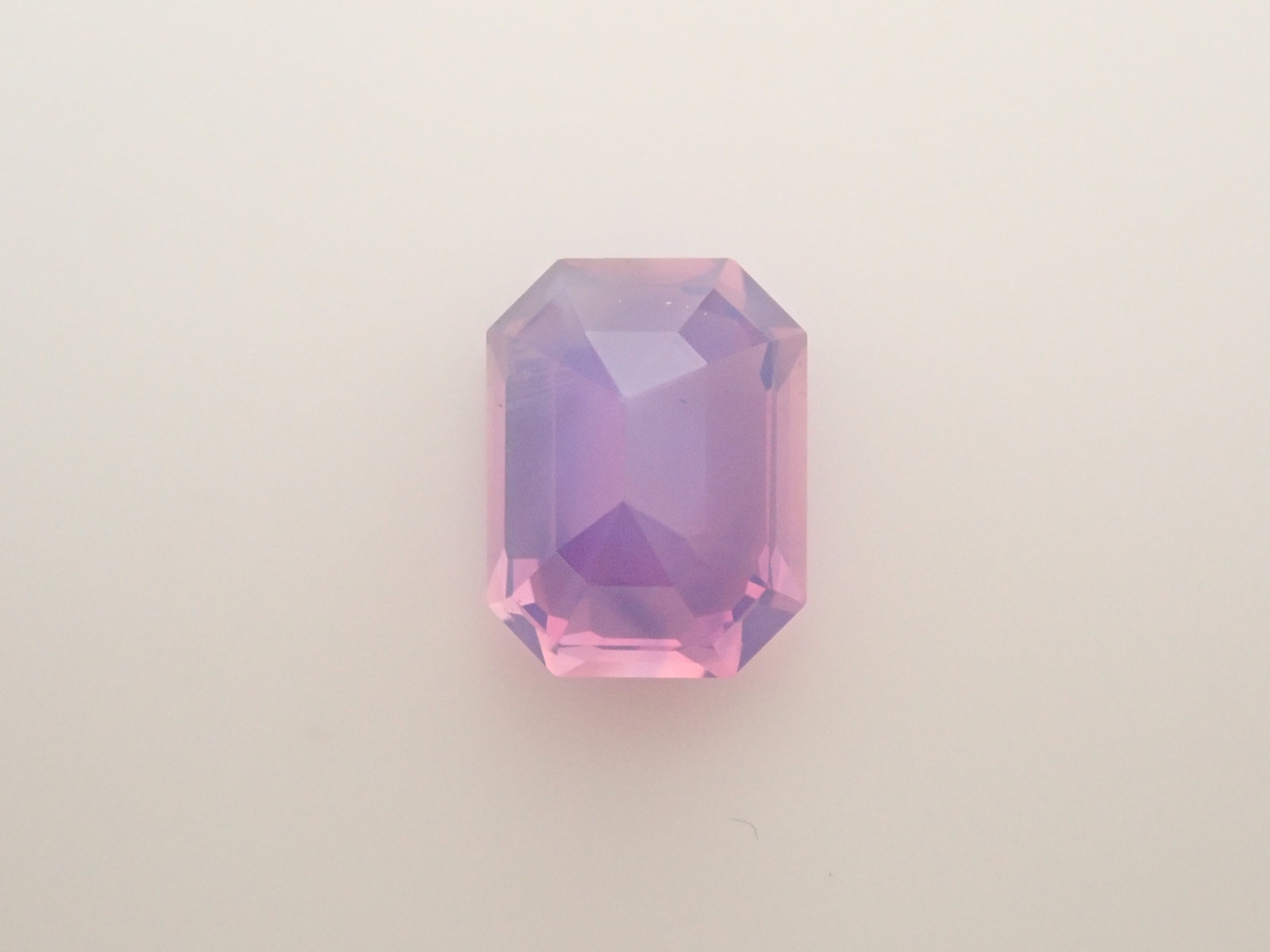 【抽選販売：10/31(金)10時am〆】マダガスカル産シルキーピンクサファイア 1.050ctルース GIT