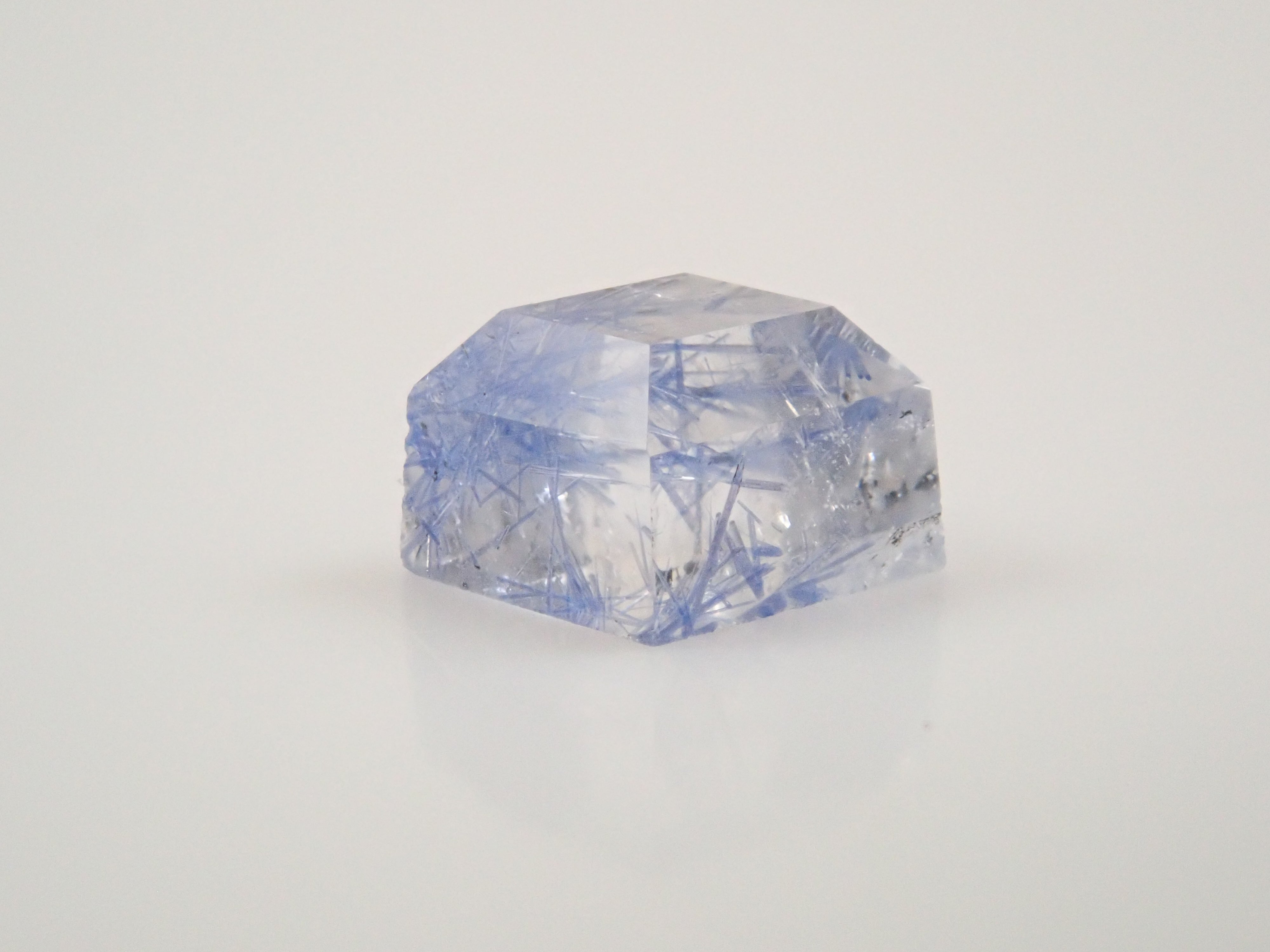 【11/1 22時販売】デュモルチェライトインクォーツ 0.350ctルース