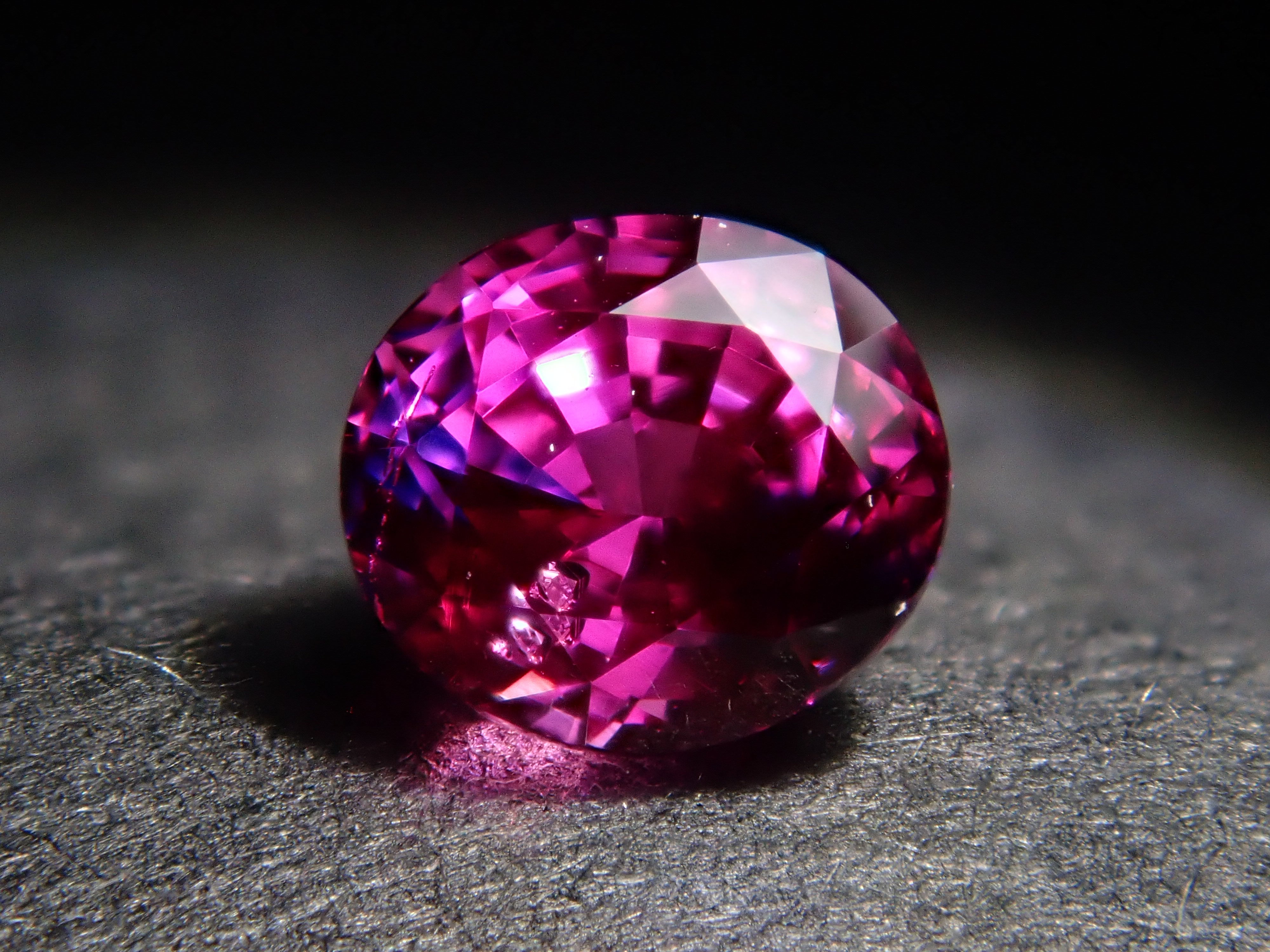 【10/31 22時販売】タンザニア産バイカラーサファイア 0.486ctルース