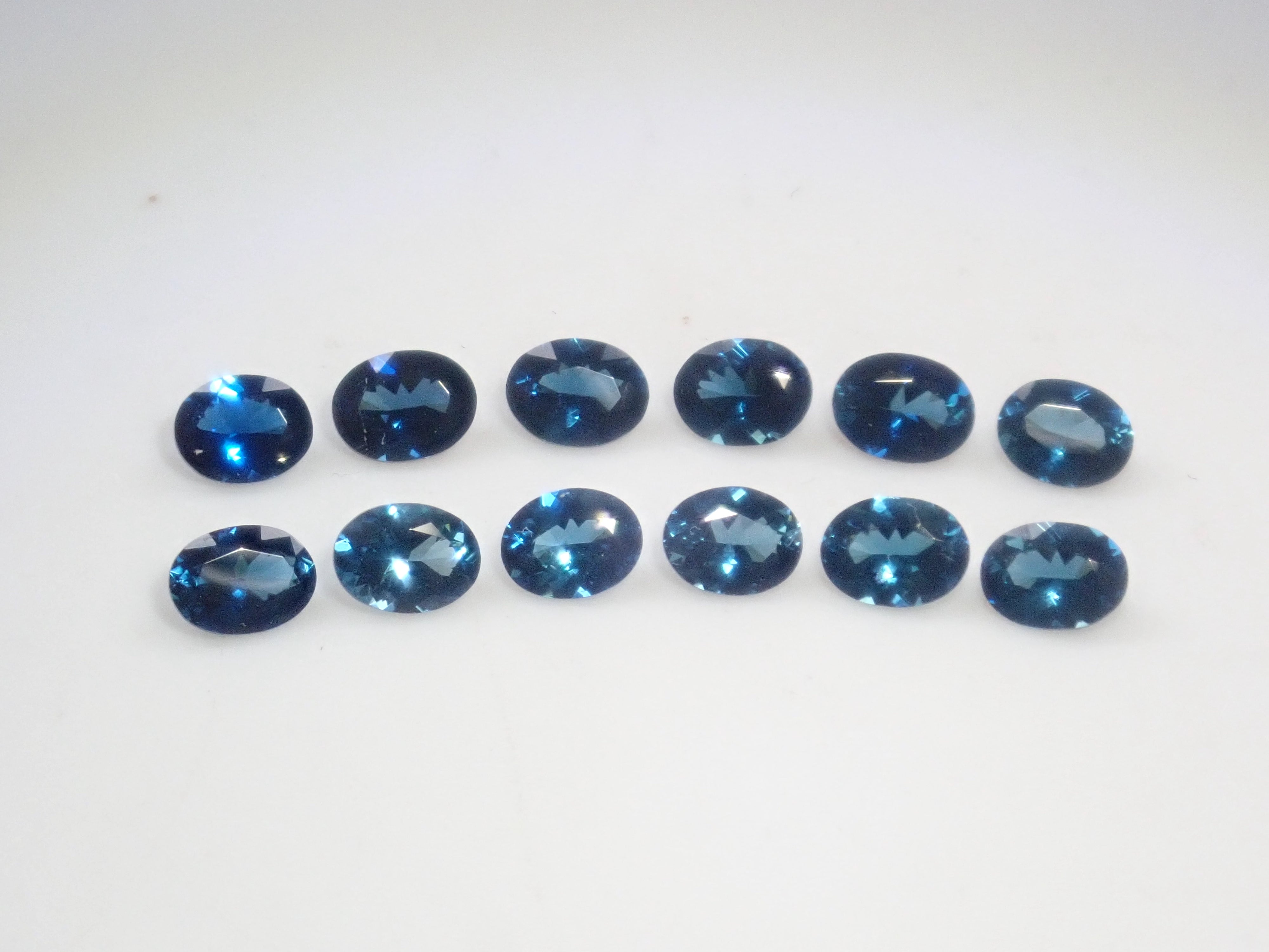 【10/ 22時販売】《限定12石》ブラジル産インディゴライトトルマリンガチャ1石ルース（4×3mm,オーバルカット）《複数購入割引有》