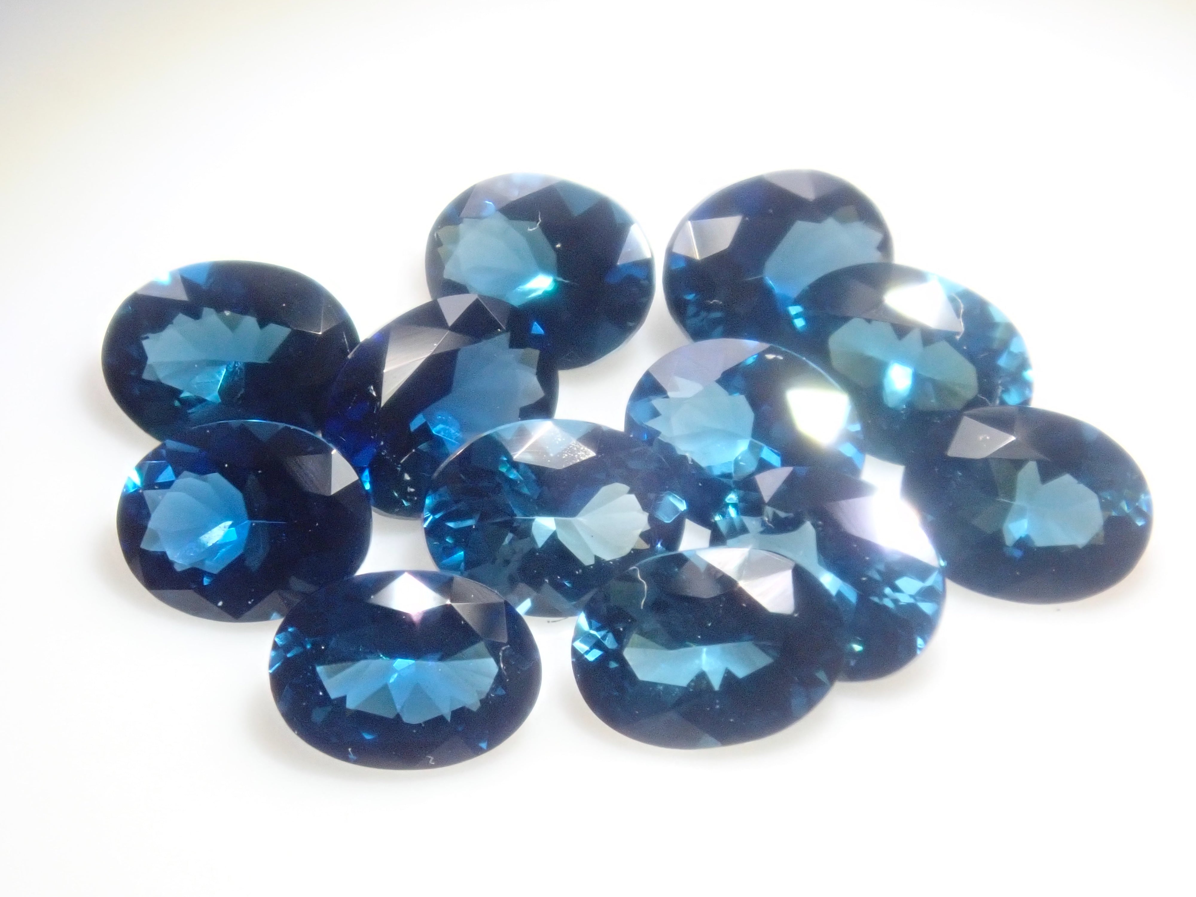 ★(ルフィ！)大粒キャッツアイインディゴライトトルマリン 13ミリビーズA ☆(ルフィ様専用！)大粒キャッツアイインディゴライトトルマリン 13