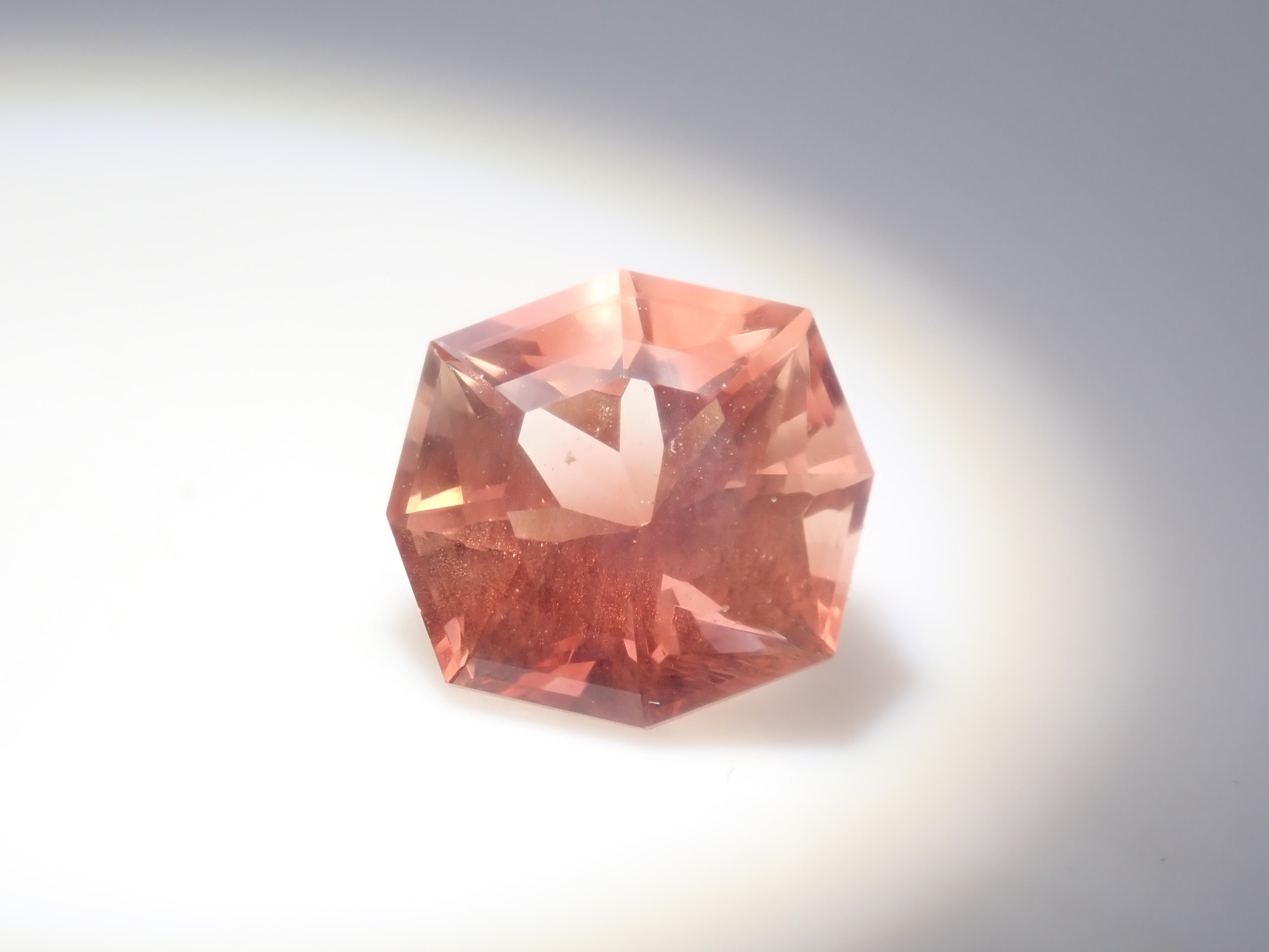 【11/1 22時販売】《限定11石》甲州貴石切子plusthreeやボルテックスカットを含むオレゴンサンストーンガチャ1石ルース（平均1.60ct）《複数購入割引有》