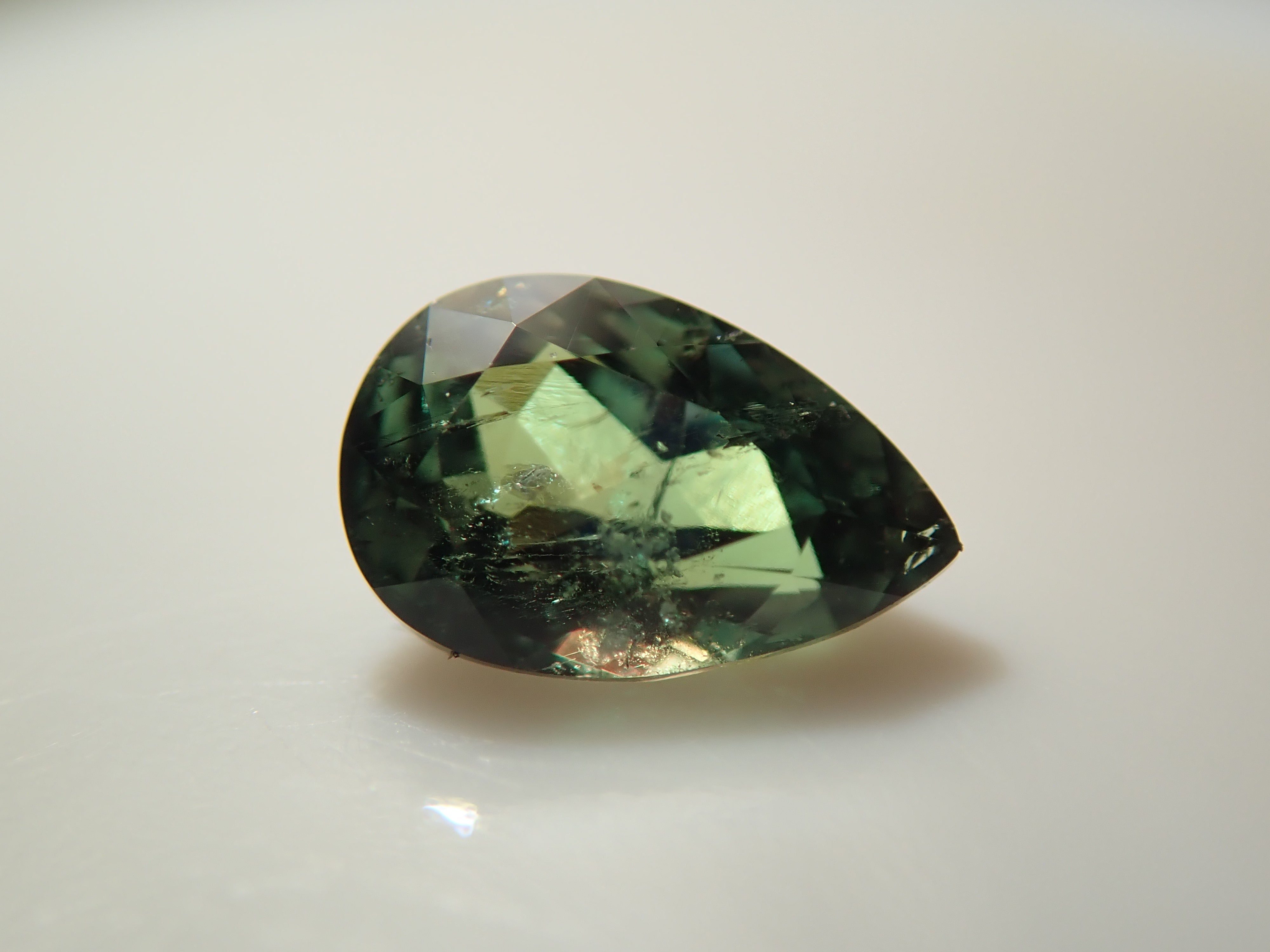 【11/3 22時販売】ロシア産アレキサンドライト 0.167ctルース