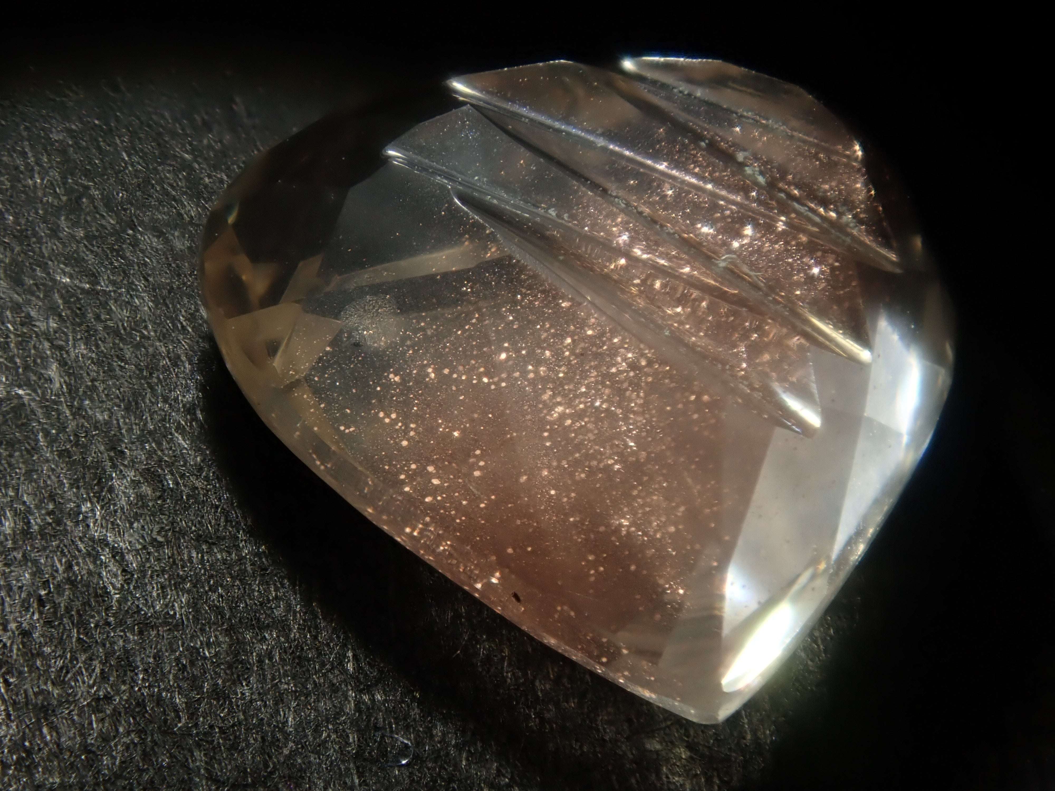 【11/1 22時販売】《限定11石》甲州貴石切子plusthreeやボルテックスカットを含むオレゴンサンストーンガチャ1石ルース（平均1.60ct）《複数購入割引有》