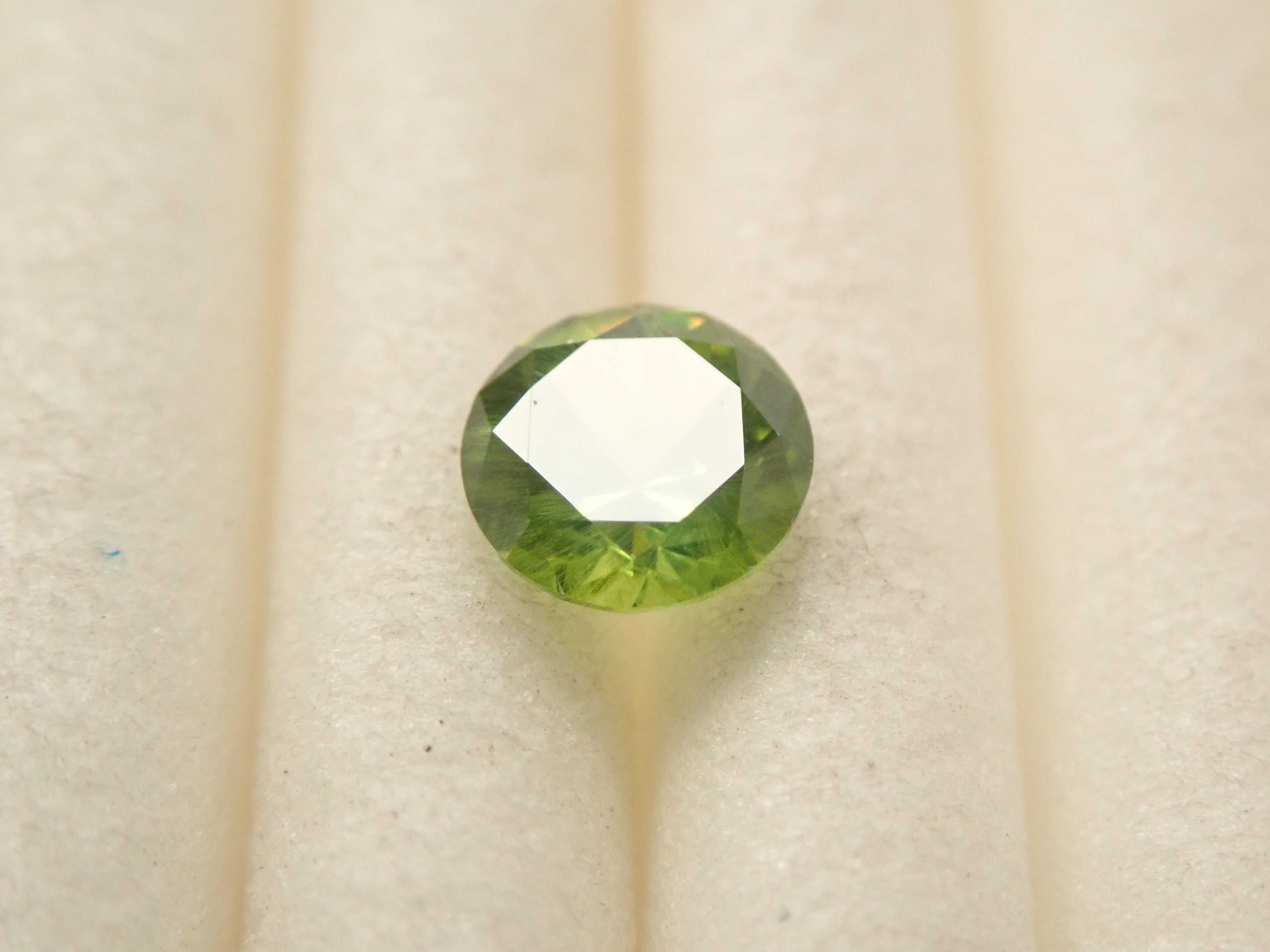 [12560847] Russian Demantoid Garnet (Horsetail) 0.280ct Loose