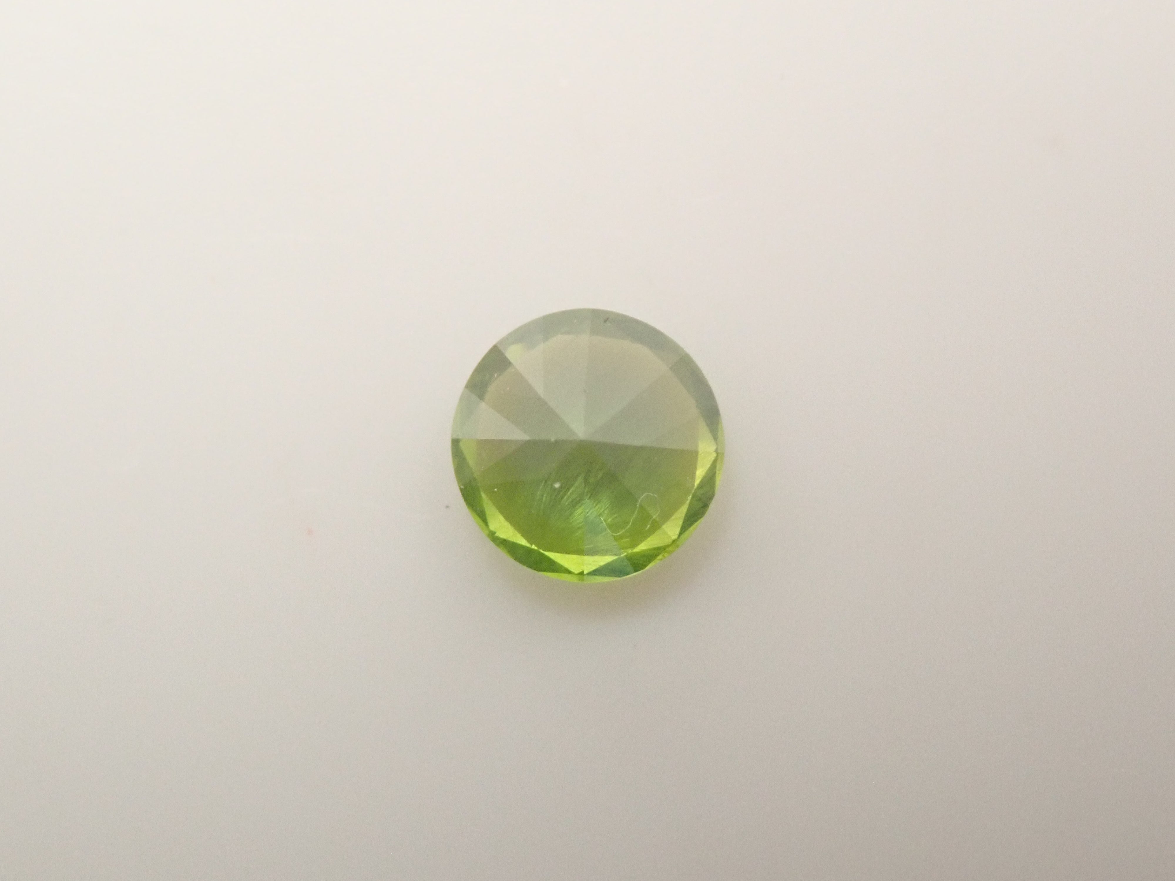 【11/18 22時販売】ロシア産デマントイドガーネット（ホーステール認む） 3.8mm/0.249ctルース