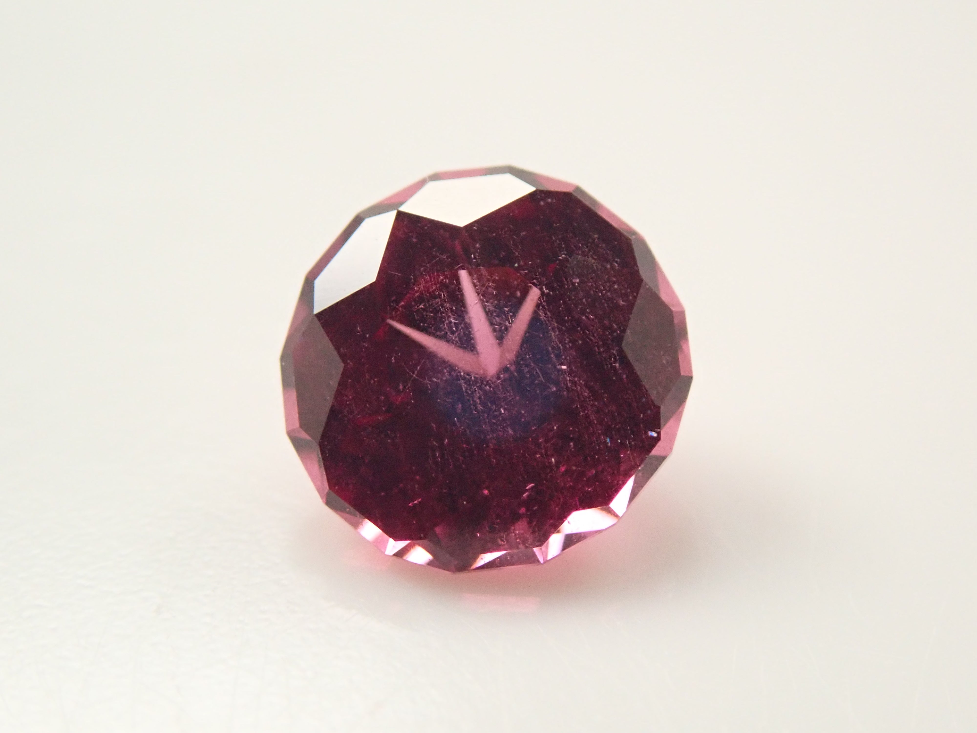 [12557701] Rhodolite Garnet 0.703ct Loose Stone