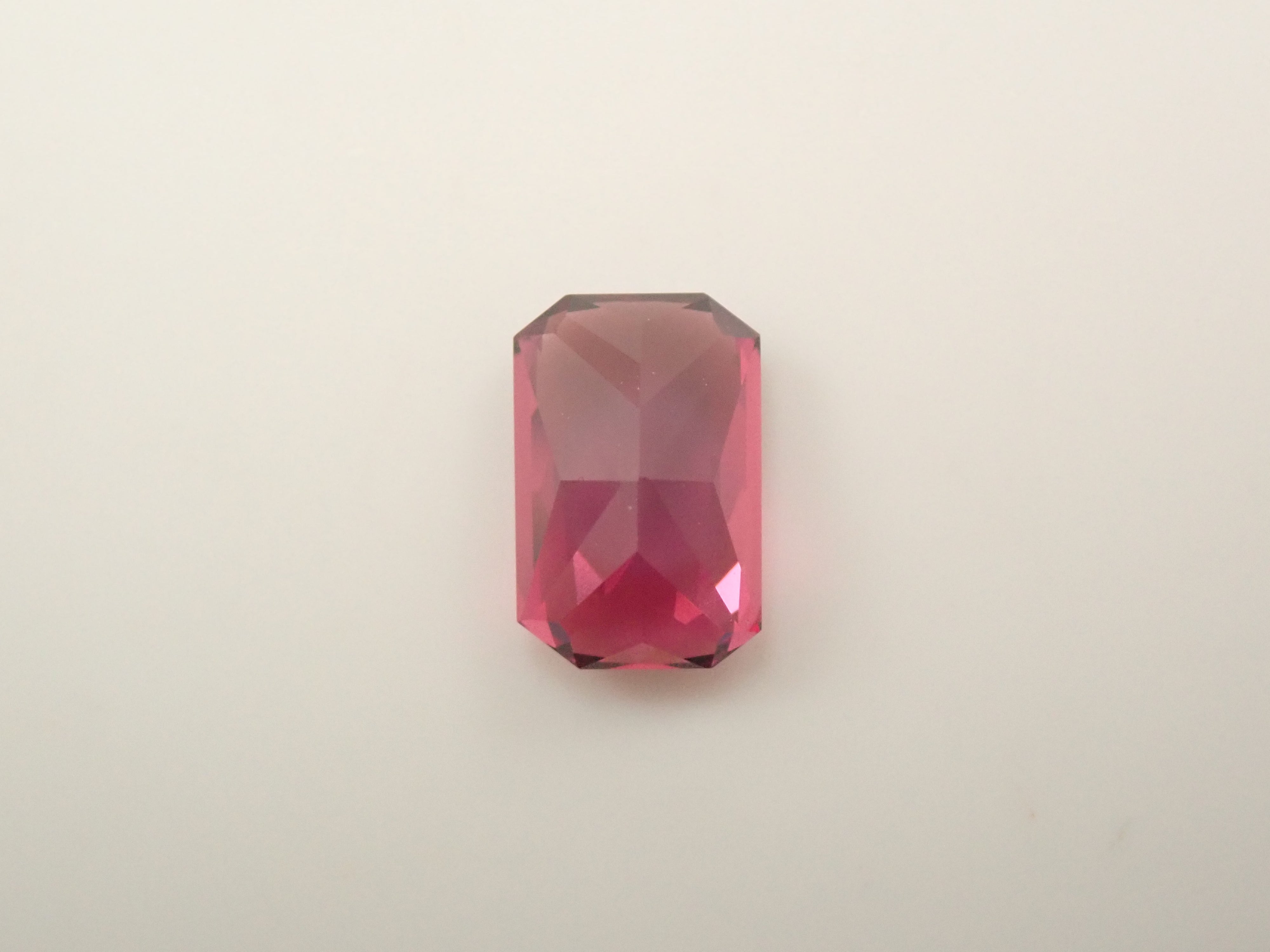 [12557702] Rhodolite Garnet 0.913ct Loose Stone