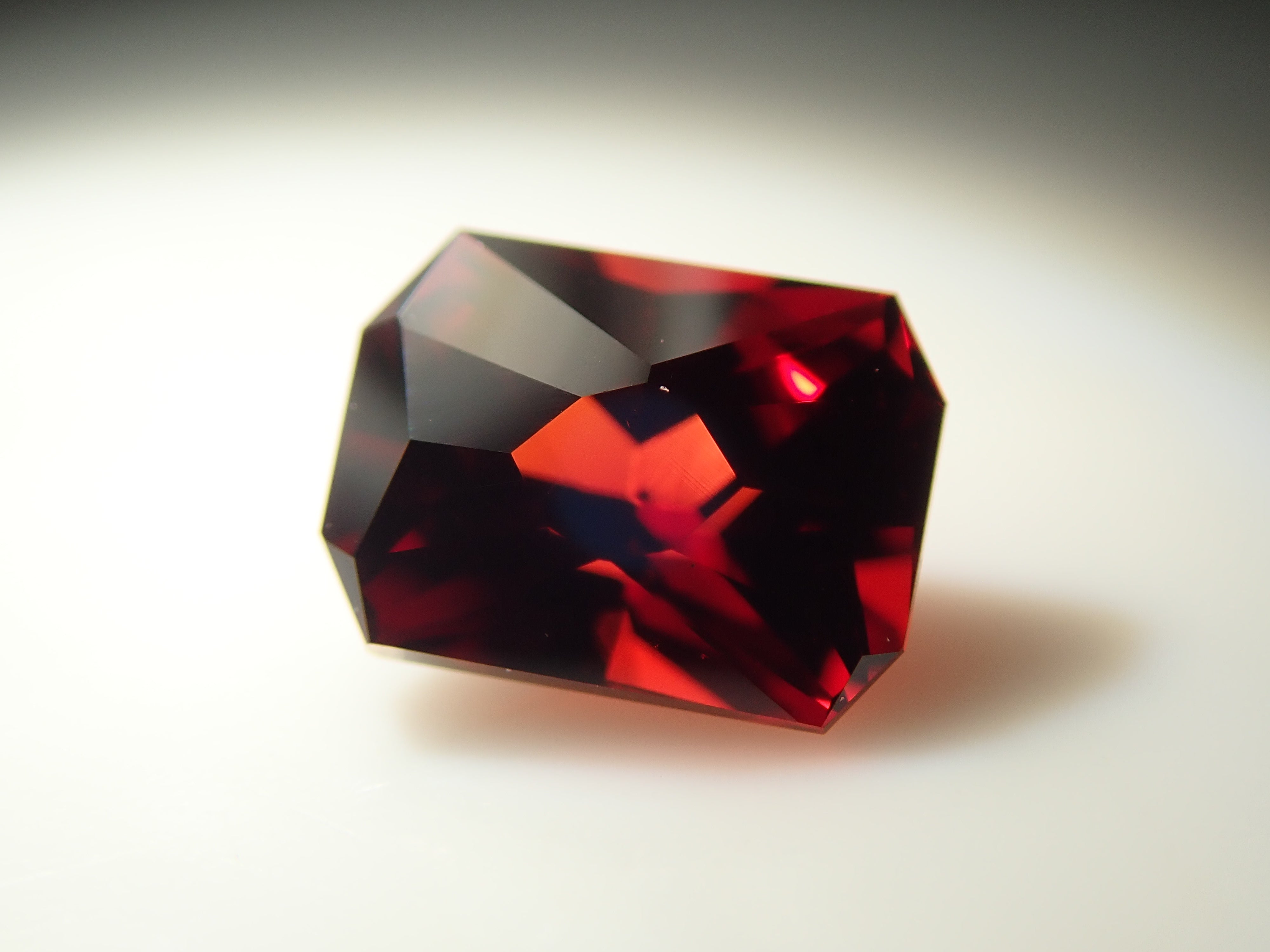 [12557705] Almandine Garnet 0.348ct Loose Stone