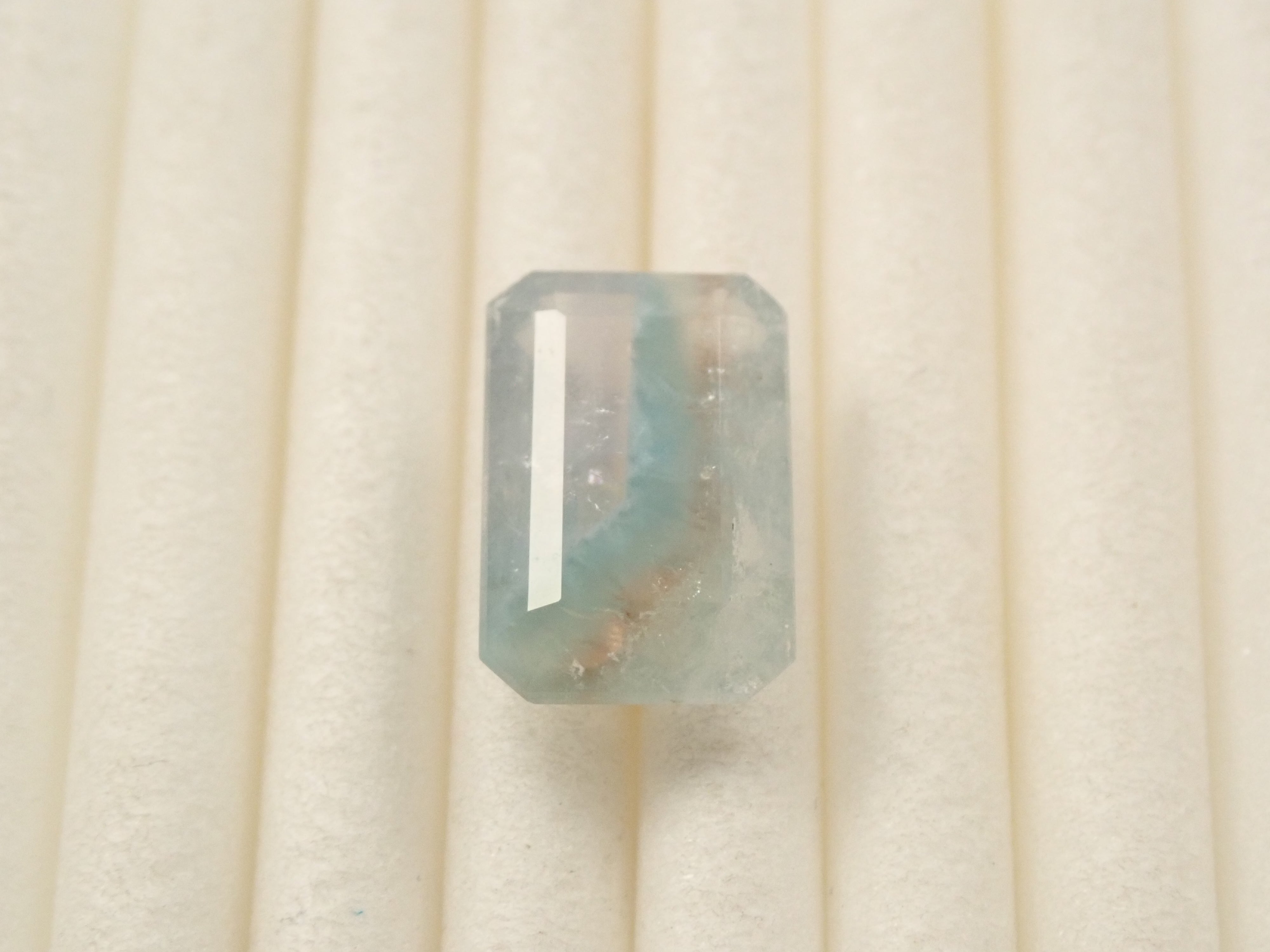 【11月22日晚間10點開賣】巴西美杜莎石英（帕拉伊巴石英）2.383克拉裸石