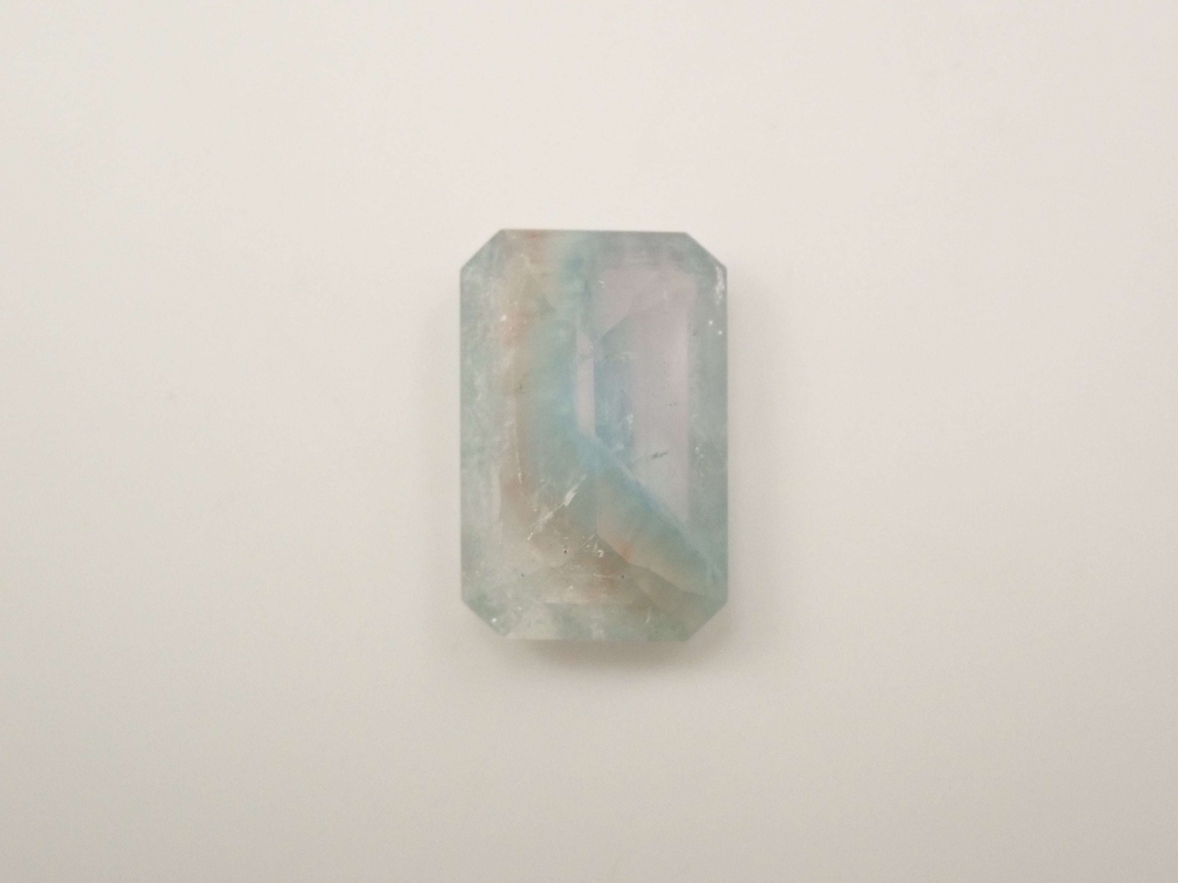 【11月22日晚間10點開賣】巴西美杜莎石英（帕拉伊巴石英）2.383克拉裸石