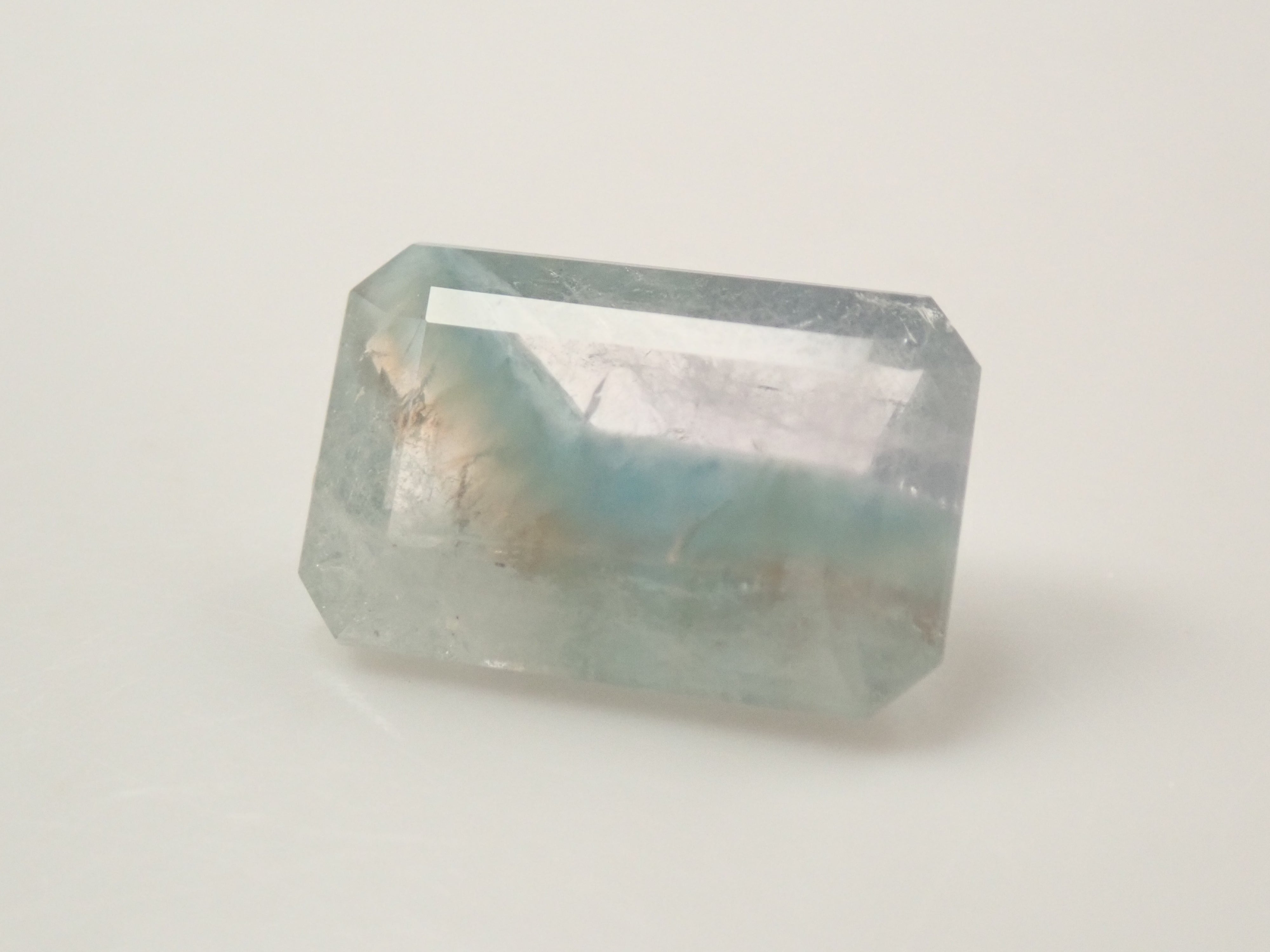 【11月22日晚間10點開賣】巴西美杜莎石英（帕拉伊巴石英）2.383克拉裸石