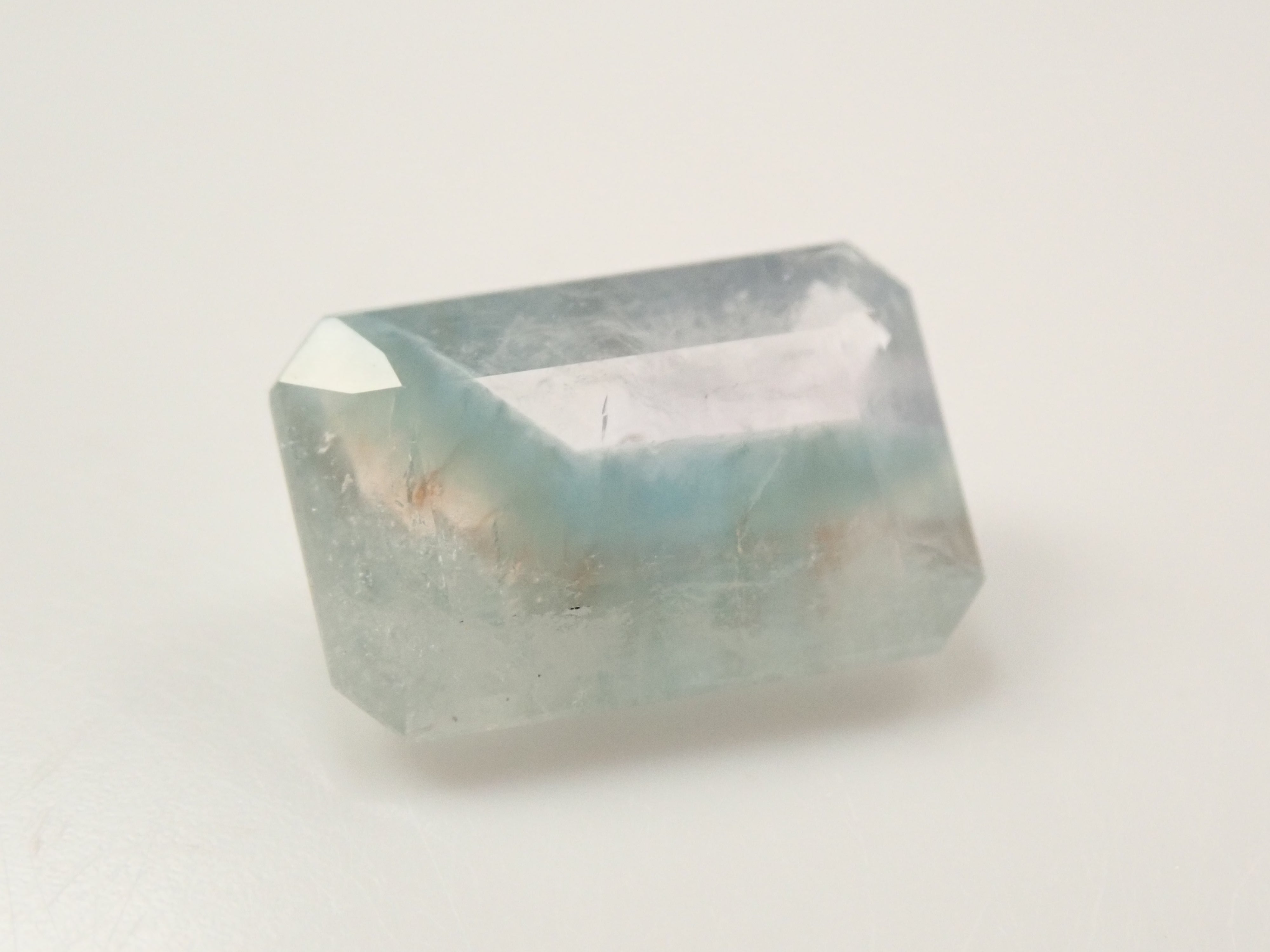 【11月22日晚間10點開賣】巴西美杜莎石英（帕拉伊巴石英）2.383克拉裸石