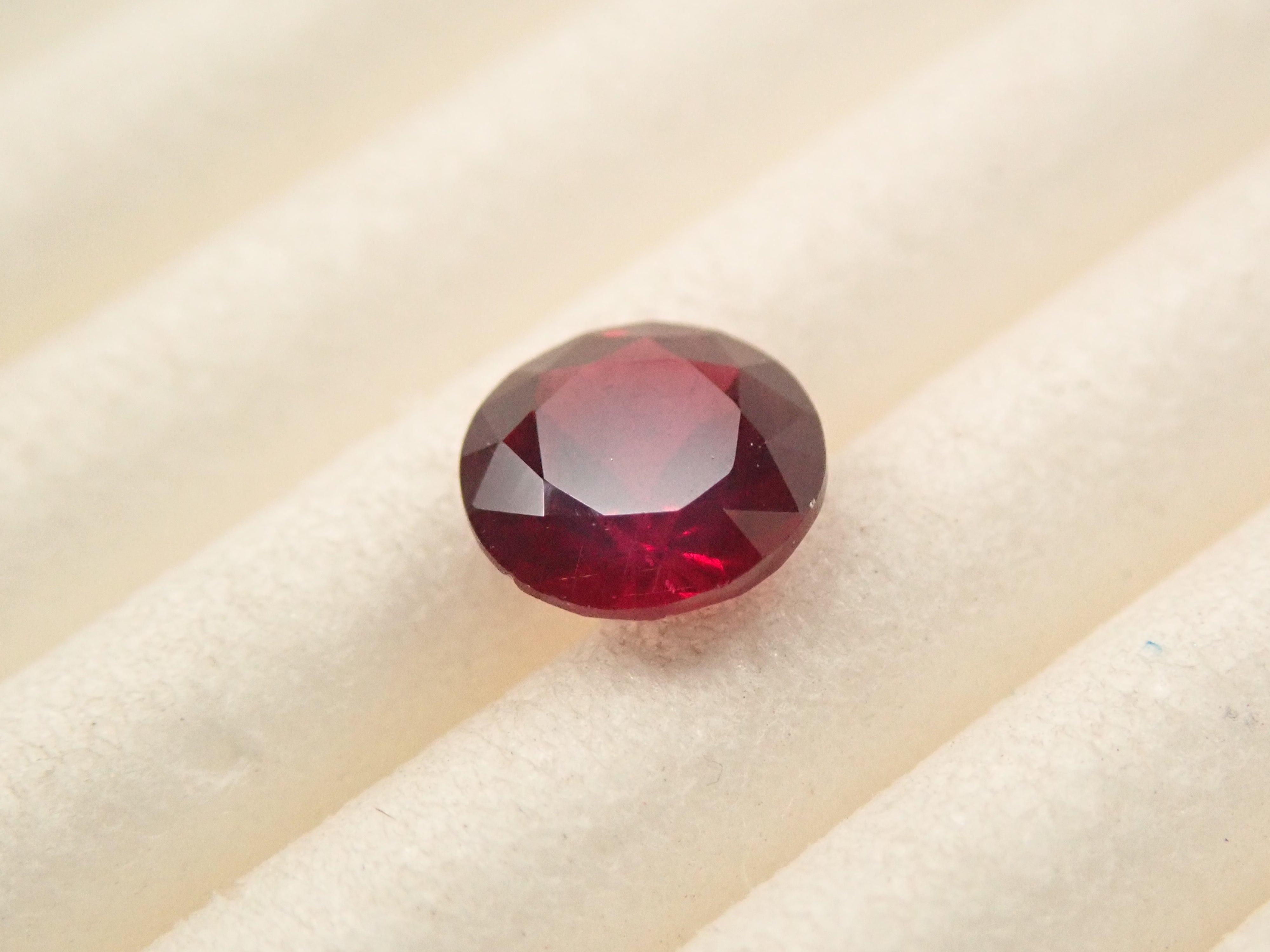 [12558104] American Anthill Garnet 0.410ct Loose