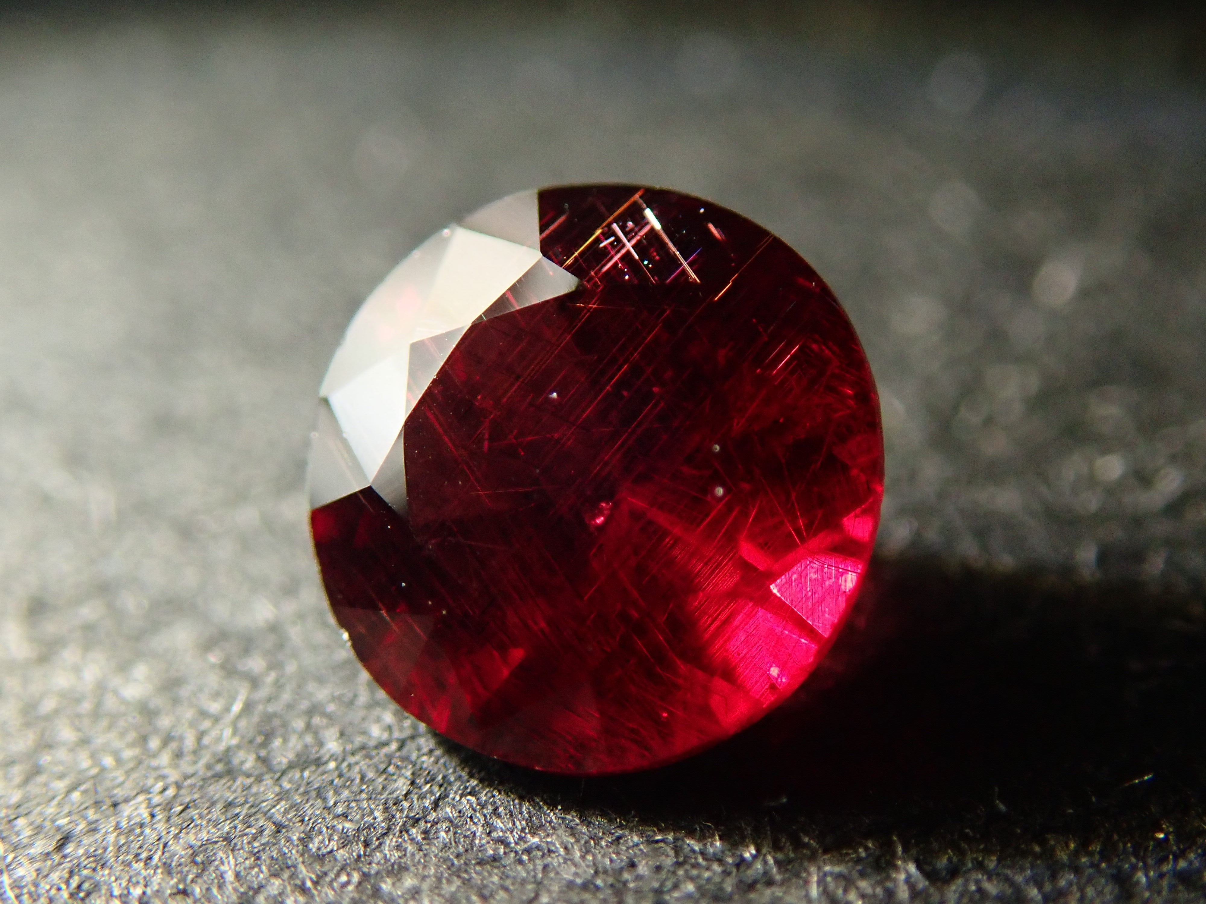 [12558104] American Anthill Garnet 0.410ct Loose