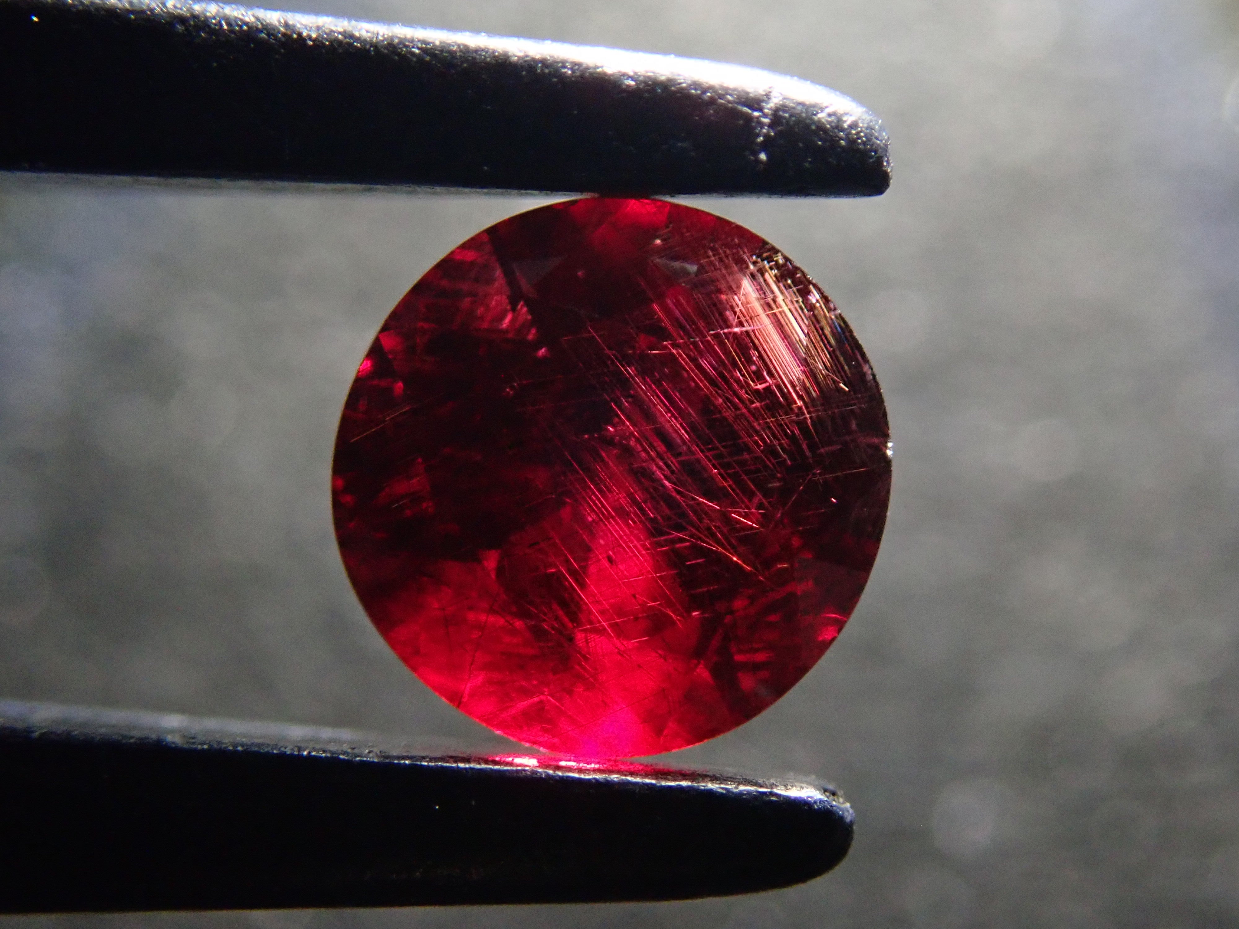 [12558104] American Anthill Garnet 0.410ct Loose