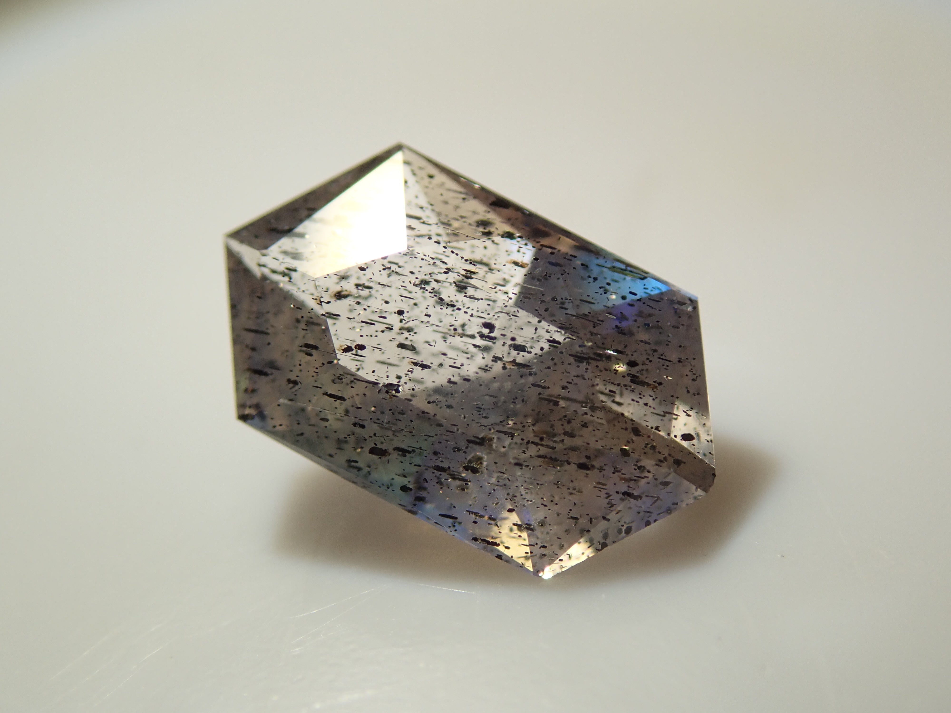 [12558200] Labradorite 0.546ct loose stone