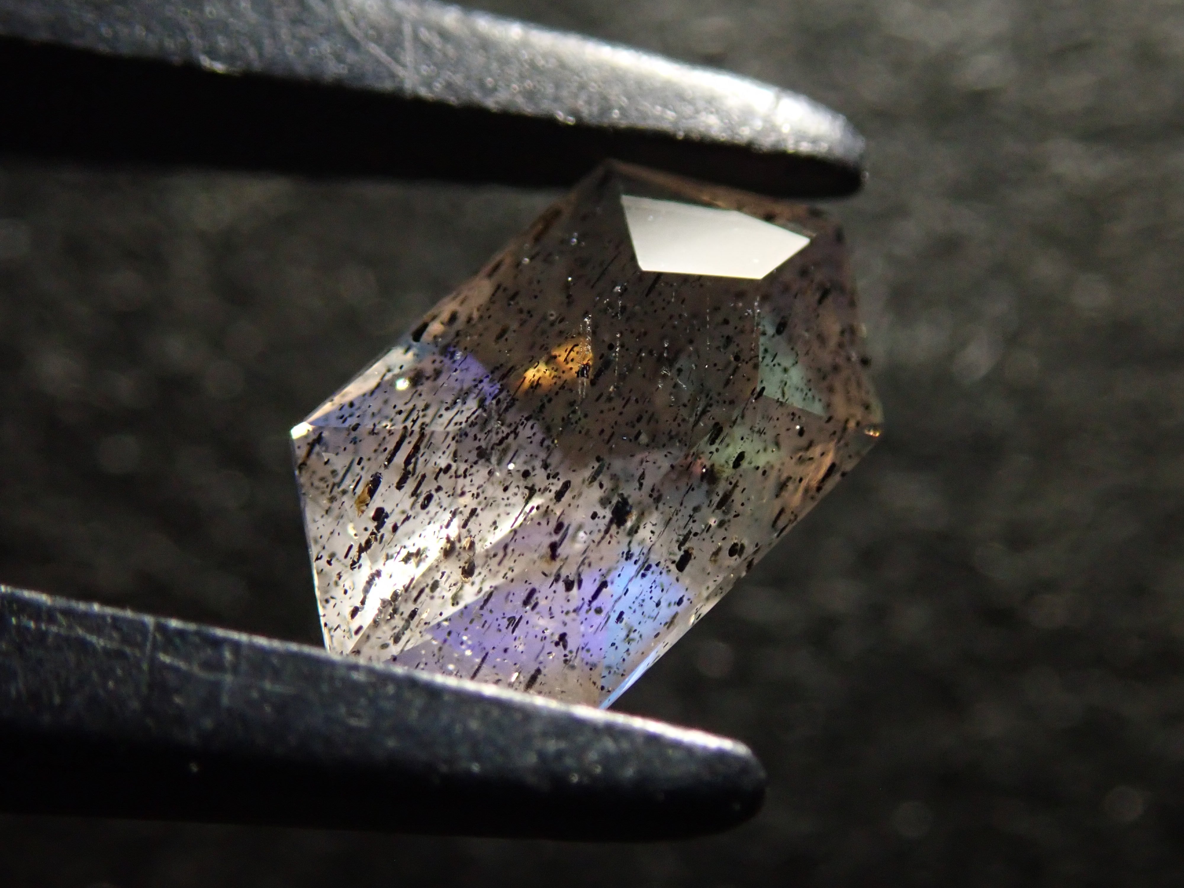 [12558200] Labradorite 0.546ct loose stone