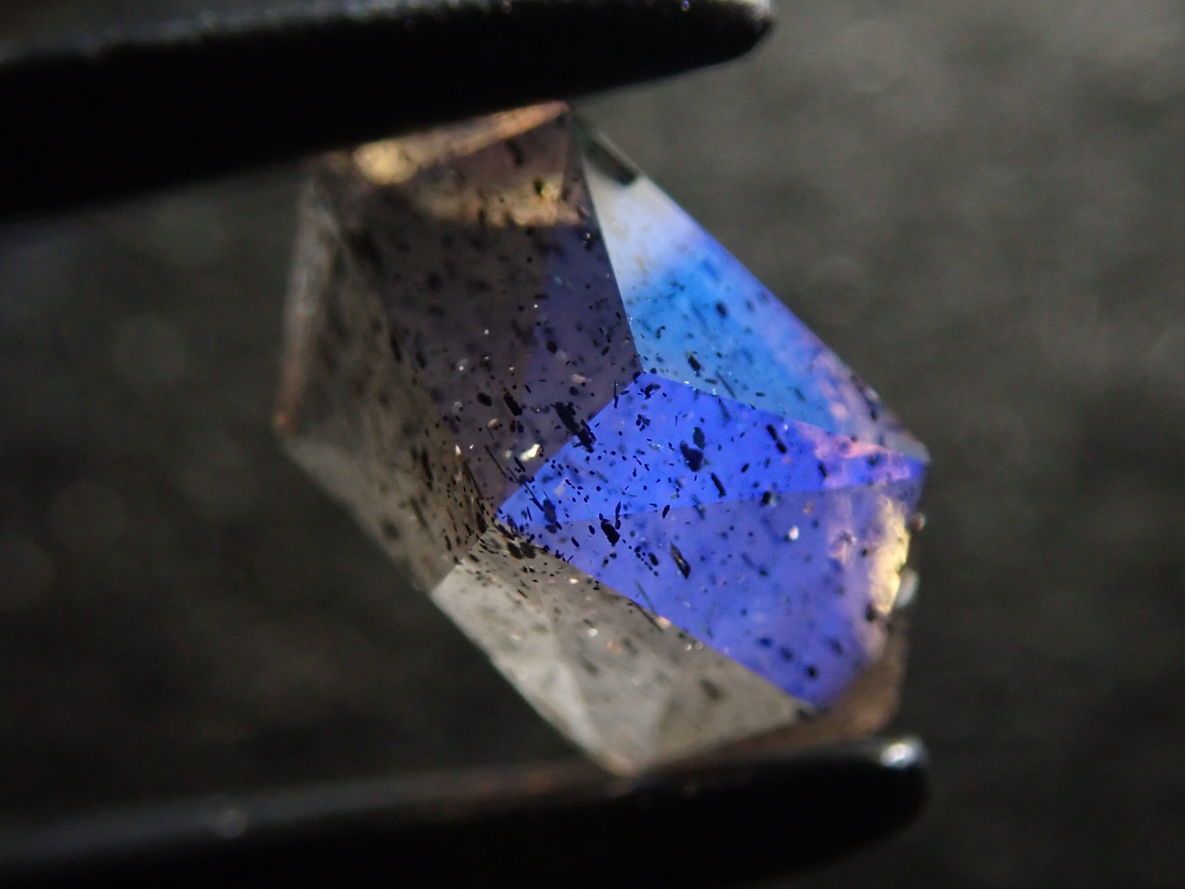 [12558200] Labradorite 0.546ct loose stone