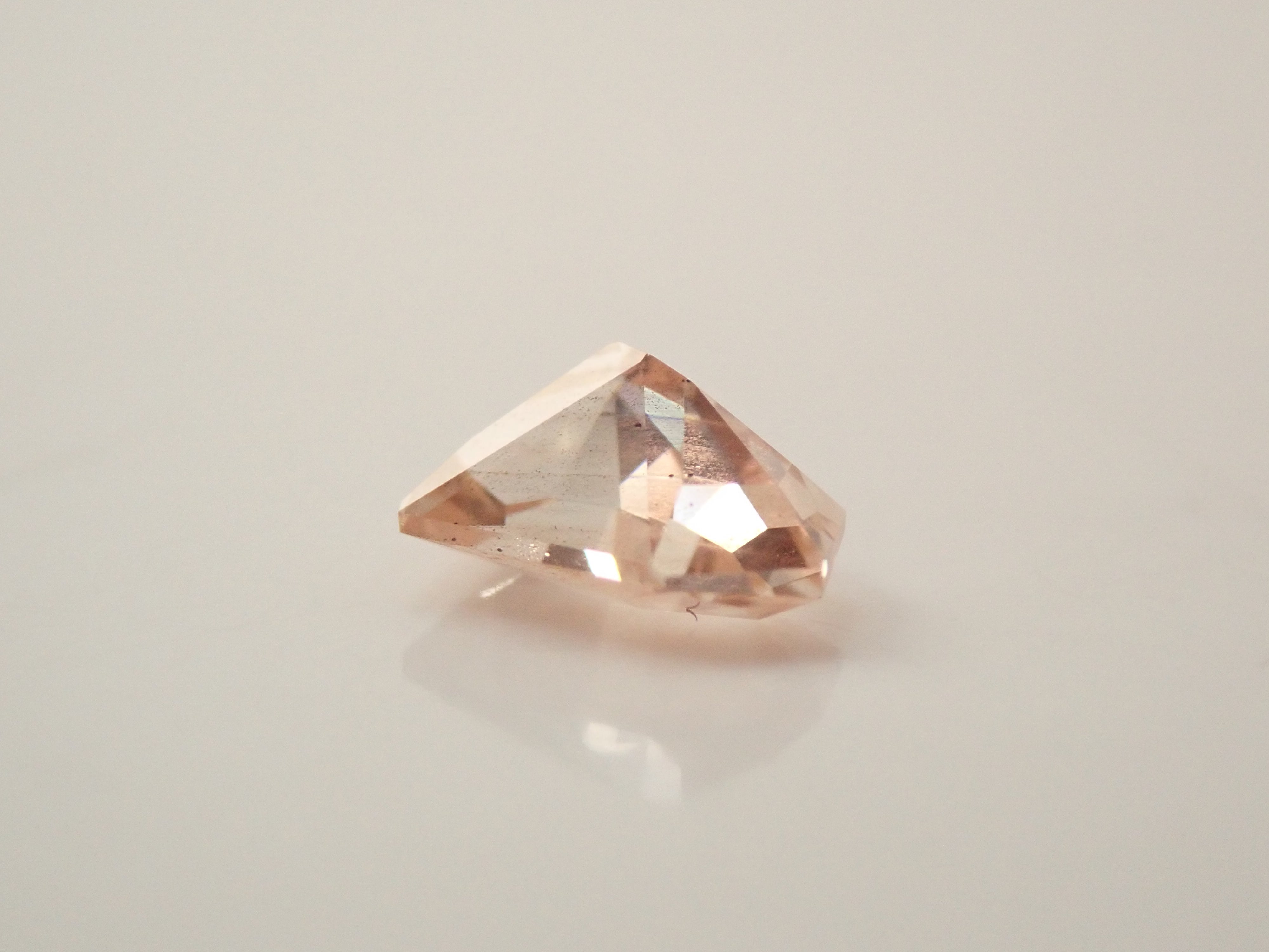 【11/3 22時販売】アメリカ産オレゴンサンストーン 0.478ctルース