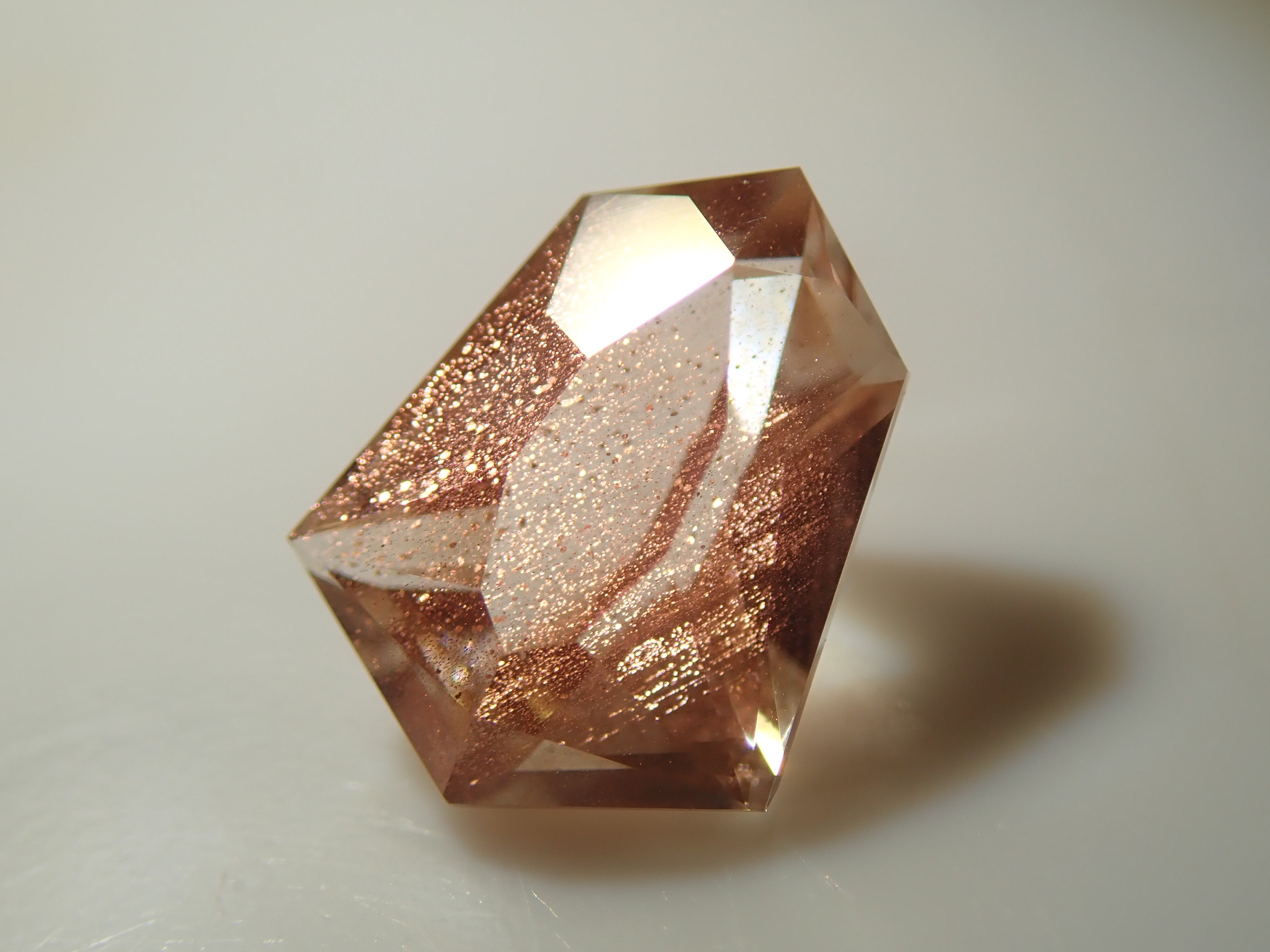 【11/3 22時販売】アメリカ産オレゴンサンストーン 0.478ctルース