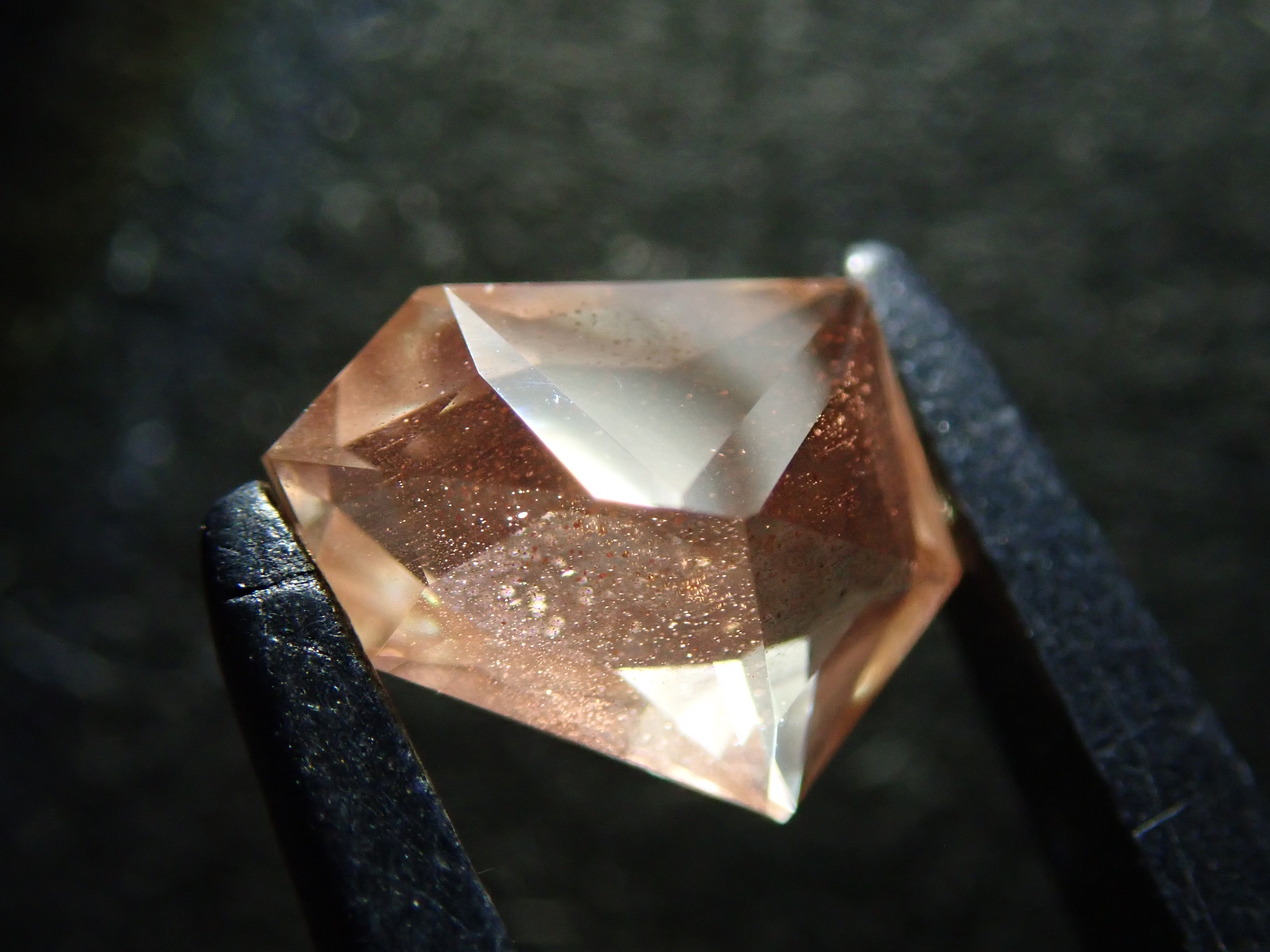 【11/3 22時販売】アメリカ産オレゴンサンストーン 0.478ctルース