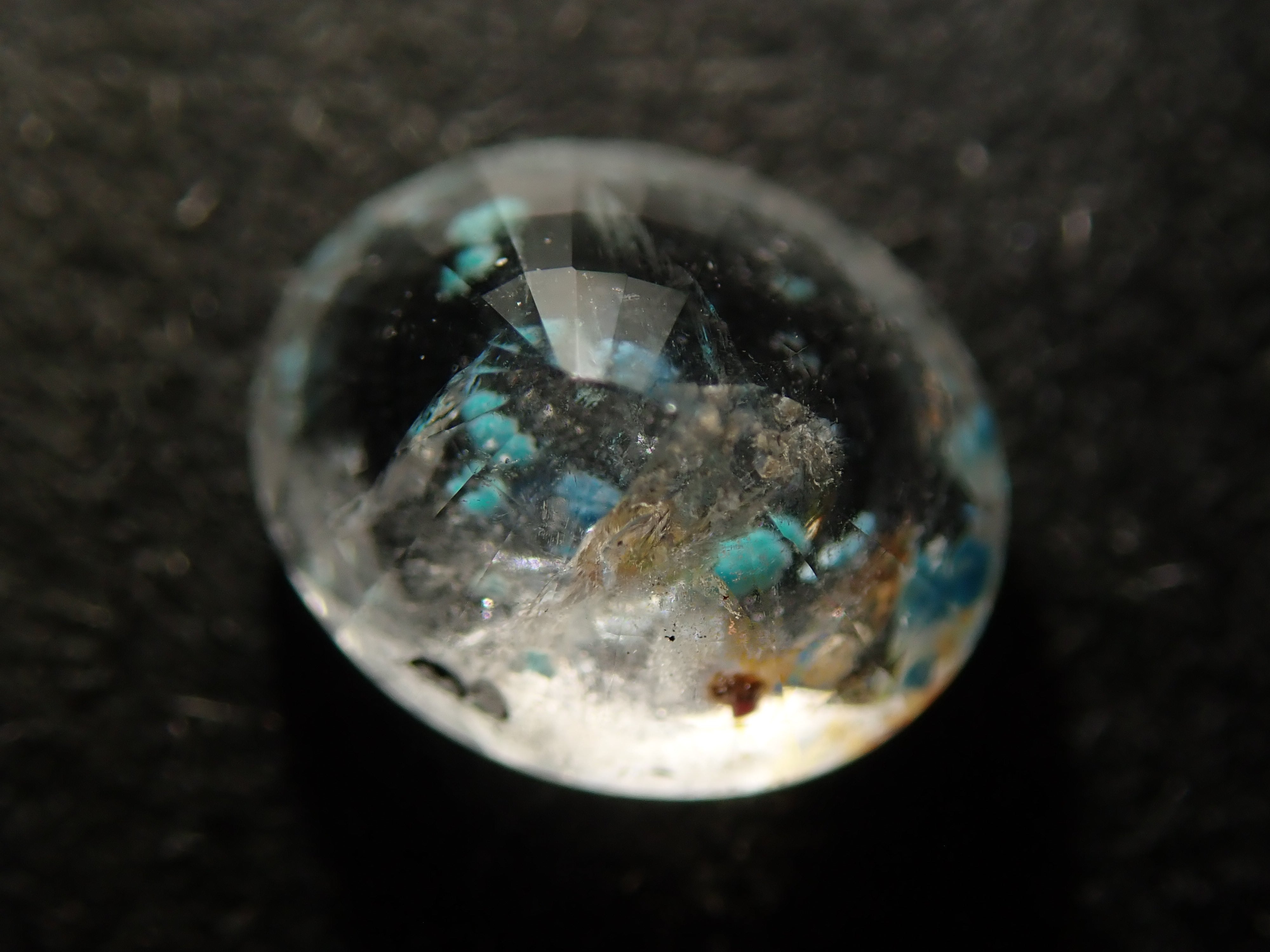 [12558274] Brazilian Medusa Quartz (Paraiba Quartz) 0.614ct Loose Stone