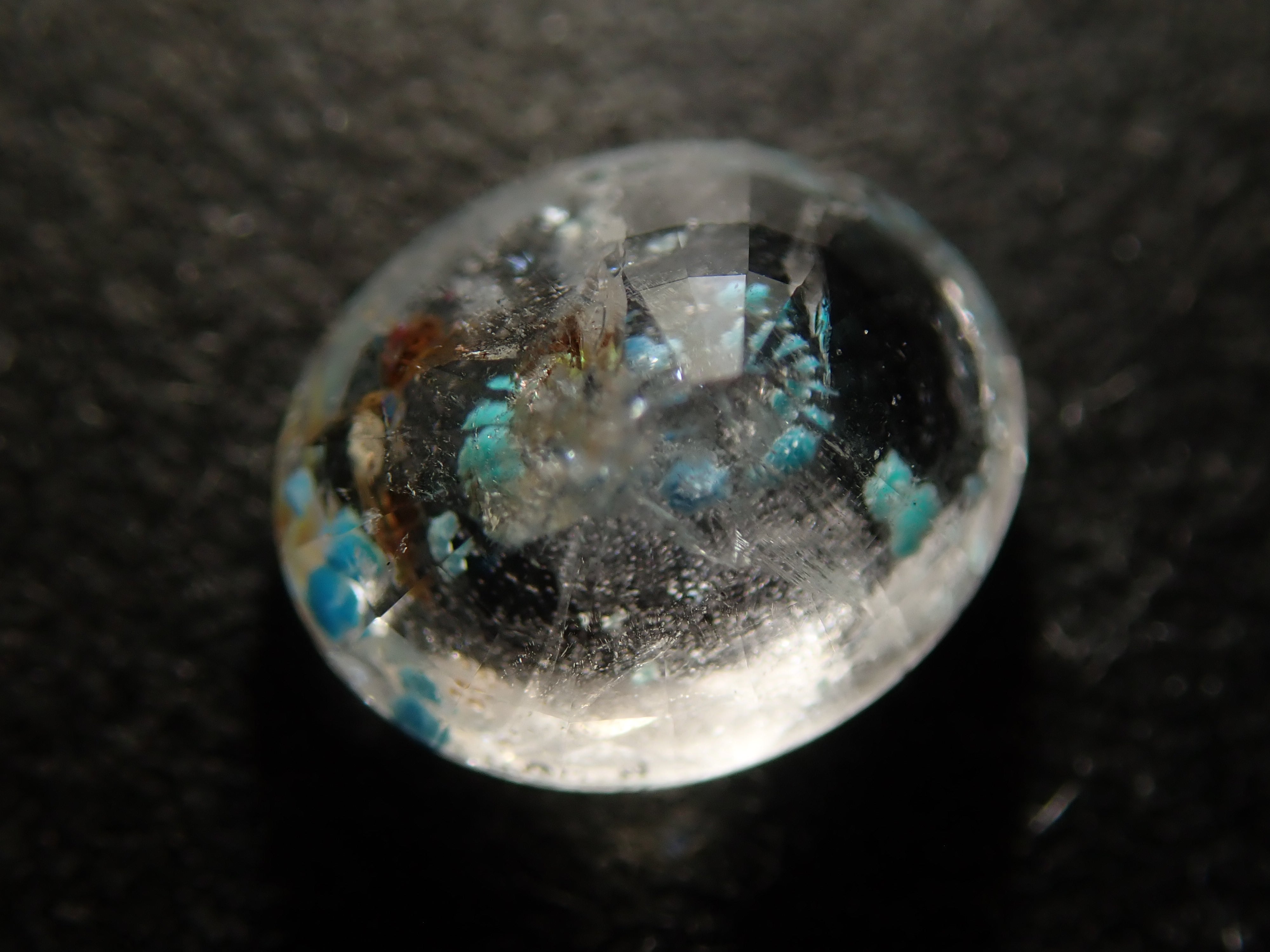 [12558274] Brazilian Medusa Quartz (Paraiba Quartz) 0.614ct Loose Stone