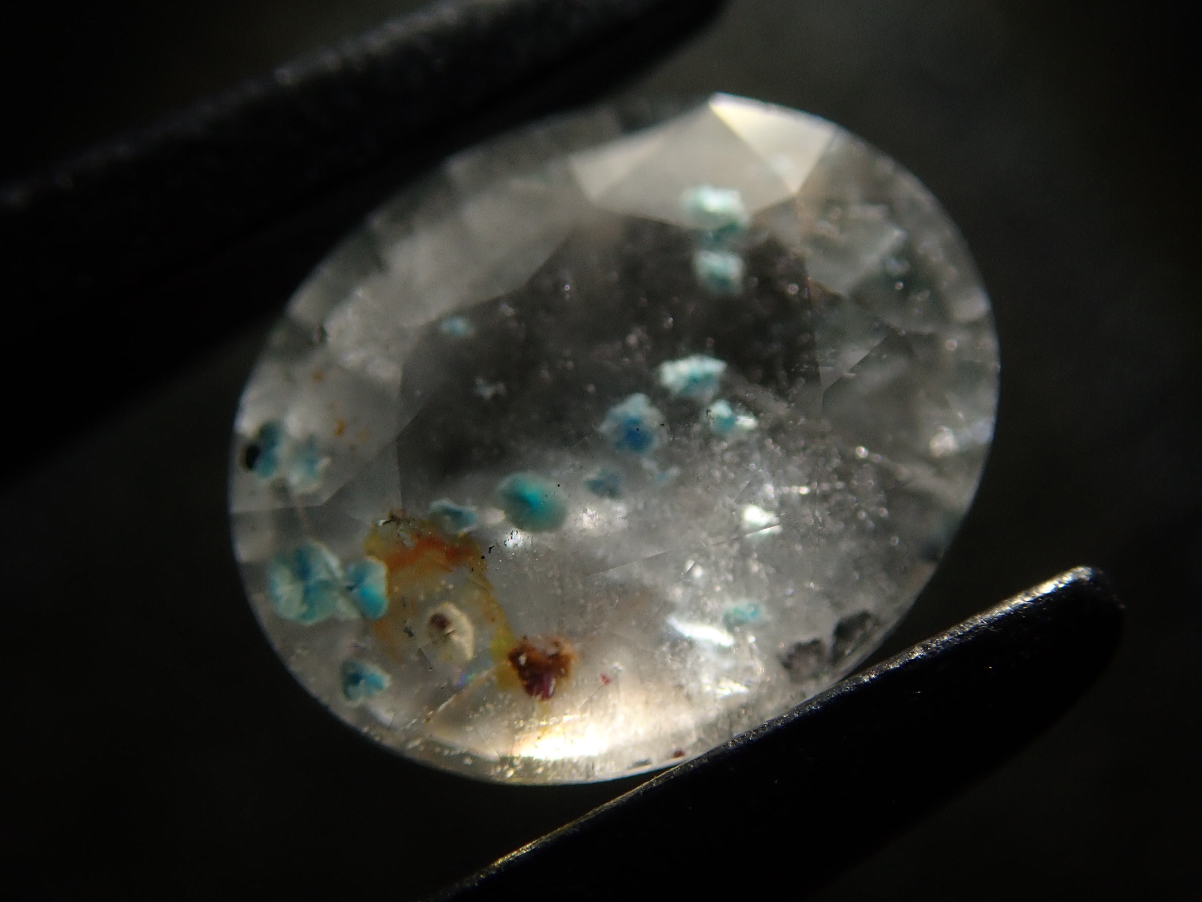 [12558274] Brazilian Medusa Quartz (Paraiba Quartz) 0.614ct Loose Stone