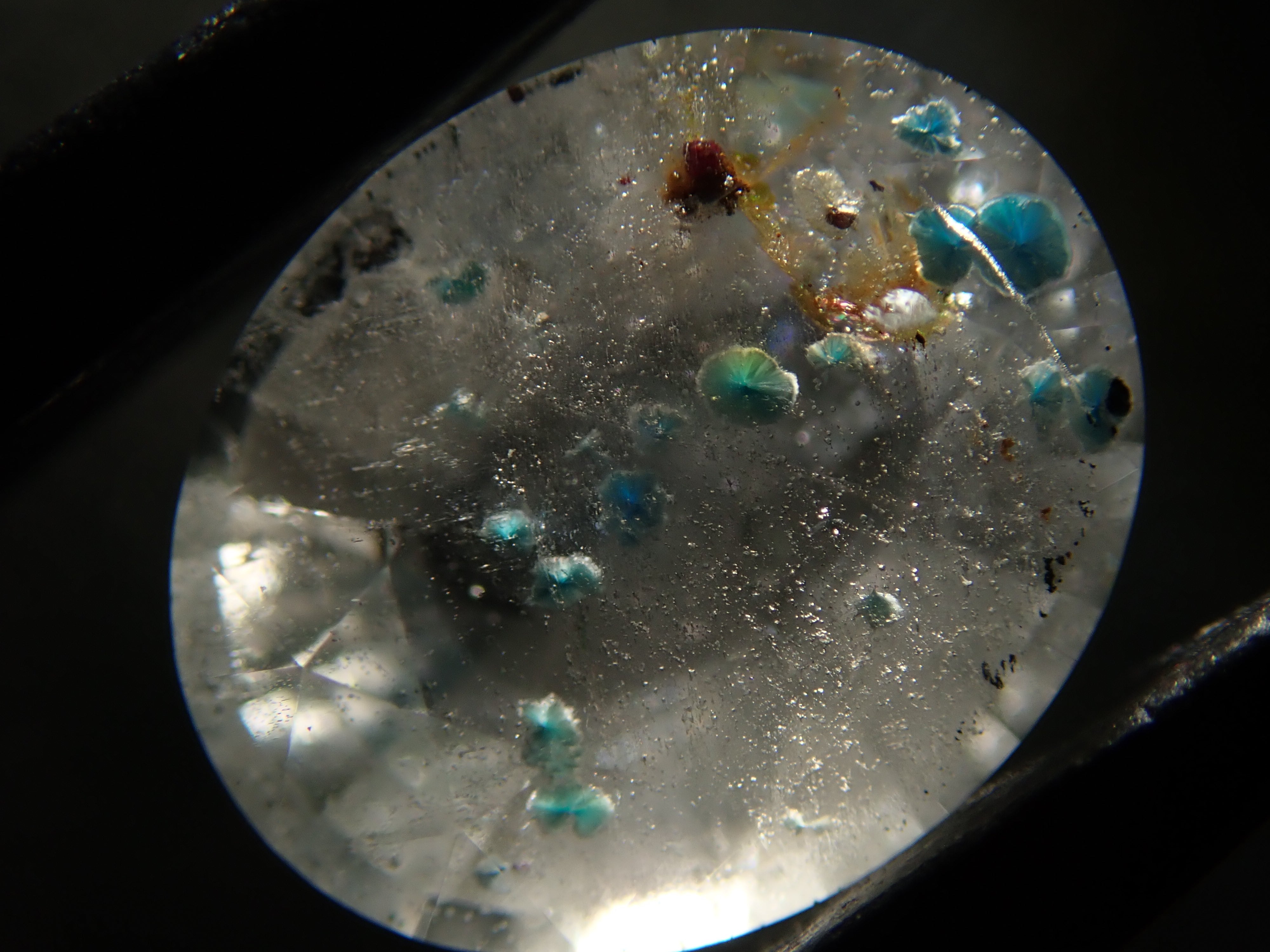 [12558274] Brazilian Medusa Quartz (Paraiba Quartz) 0.614ct Loose Stone