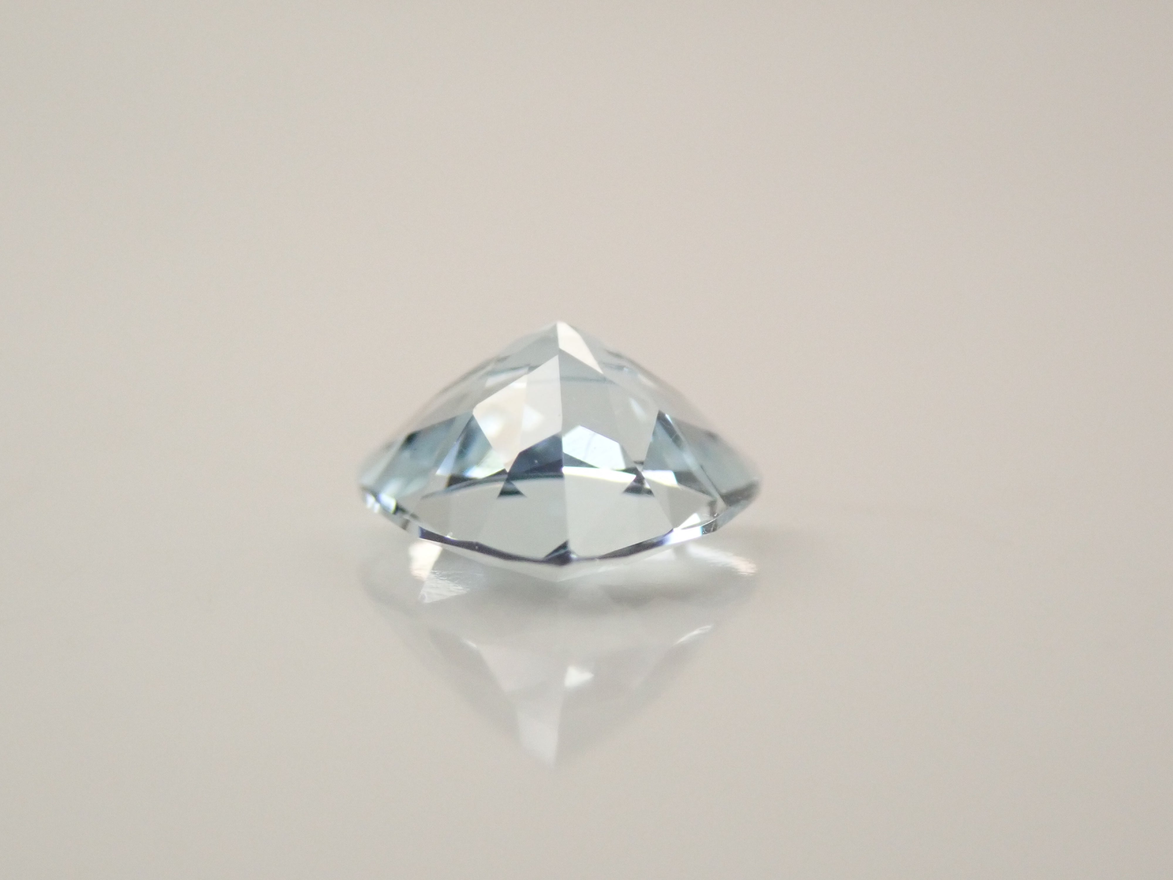 【11/3 22時販売】ベトナム産アクアマリン 0.574ctルース