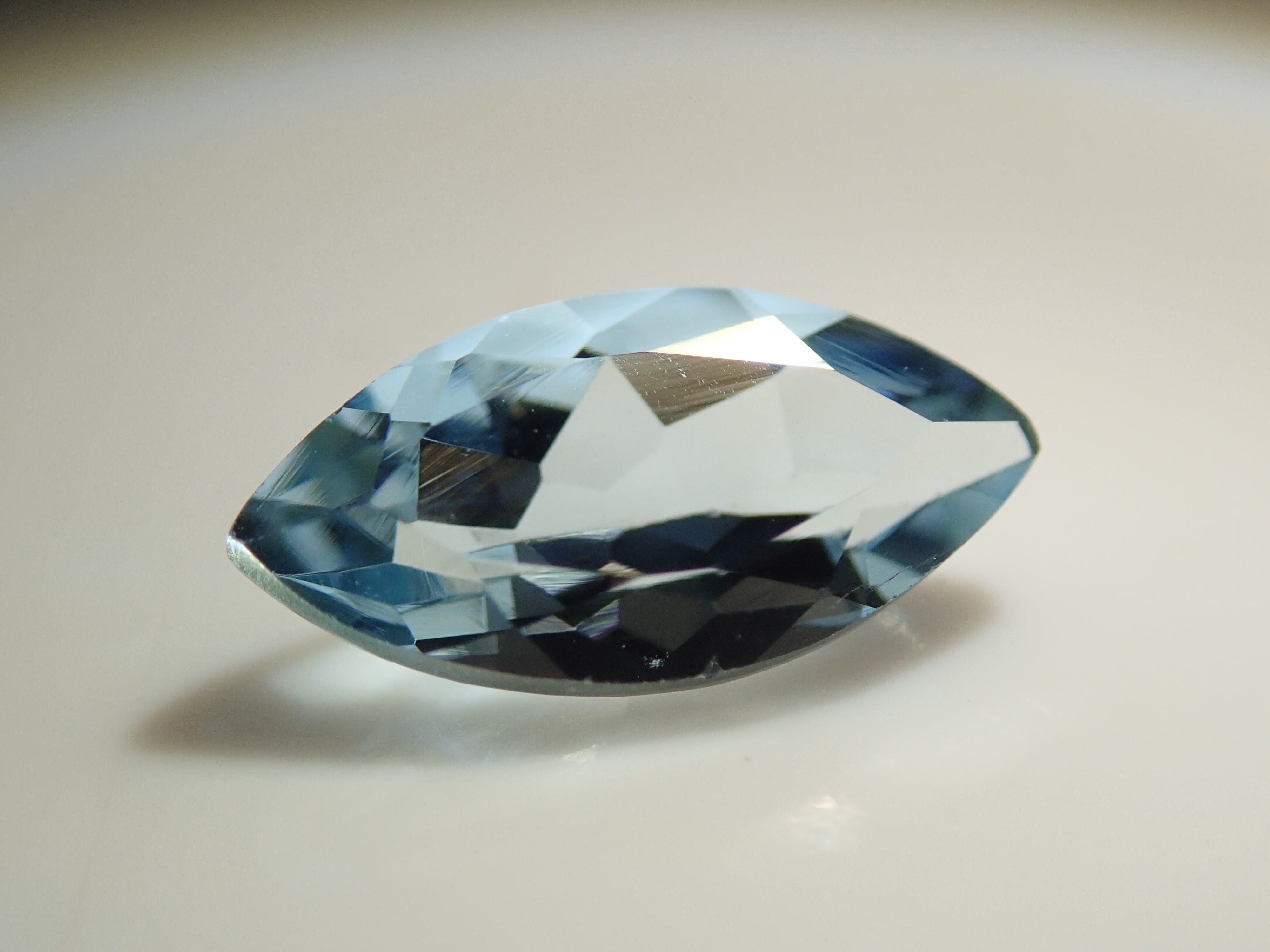 [12558408] Santa Maria Aquamarine 0.544ct Loose Stone