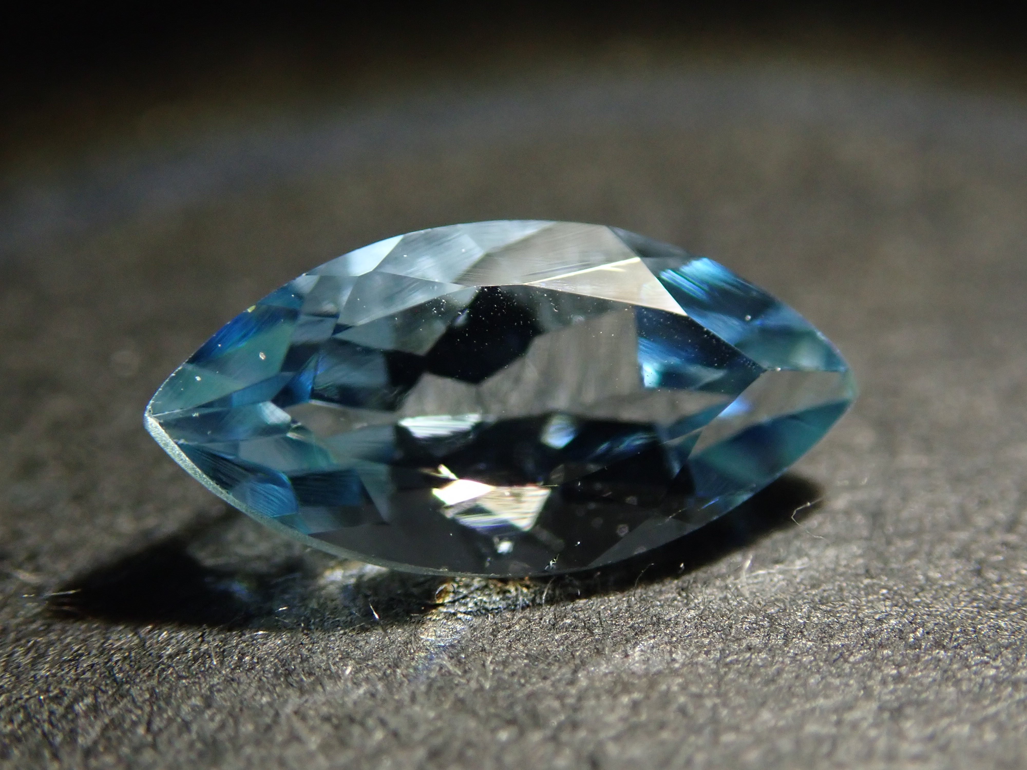 [12558408] Santa Maria Aquamarine 0.544ct Loose Stone