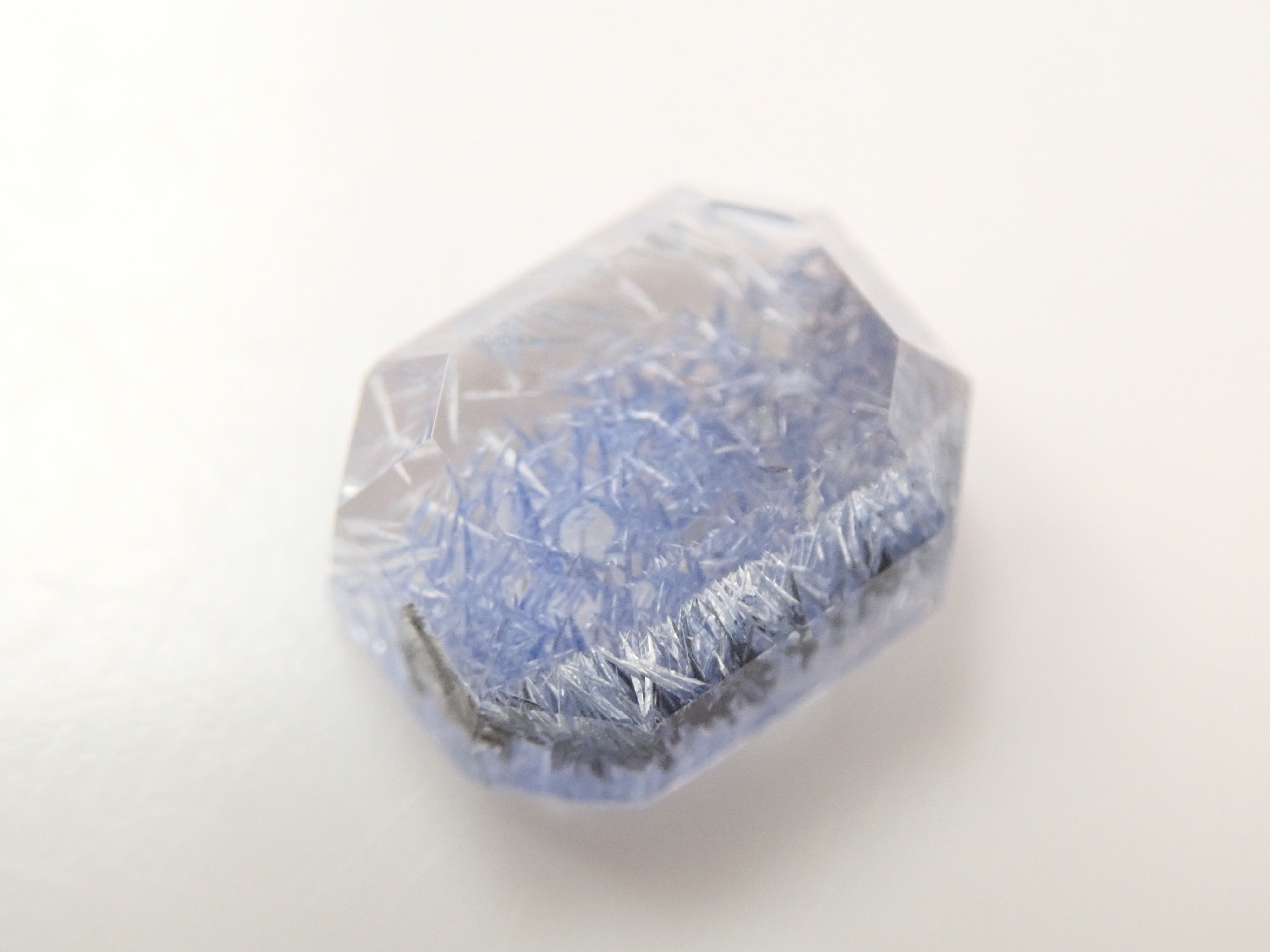 【11/18 22時販売】ブラジル産デュモルチェライトインクォーツ 1.414ctルース