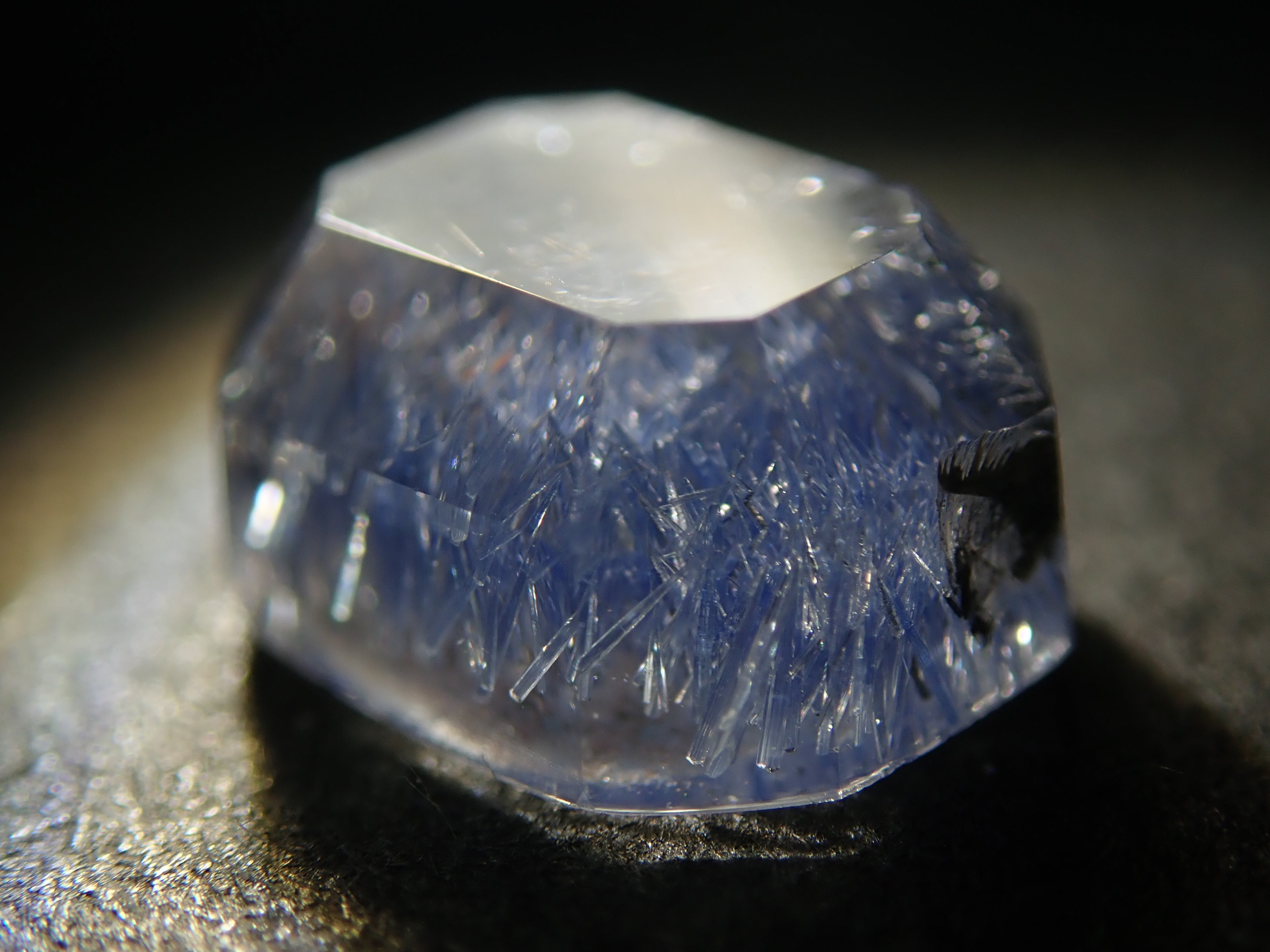 【11/18 22時販売】ブラジル産デュモルチェライトインクォーツ 1.414ctルース