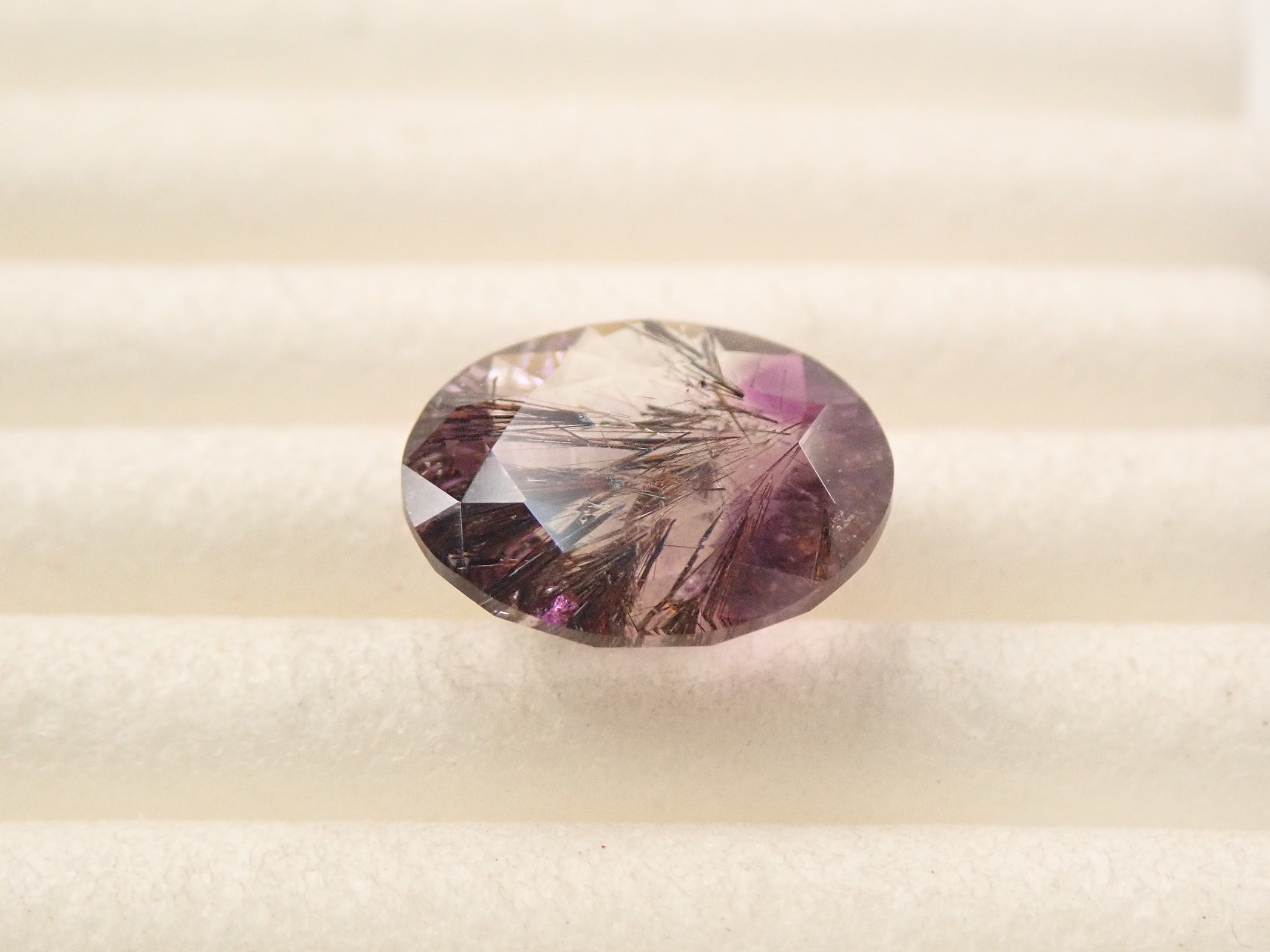 ブラジル産エレスチャルアメジスト 1.378ctルース