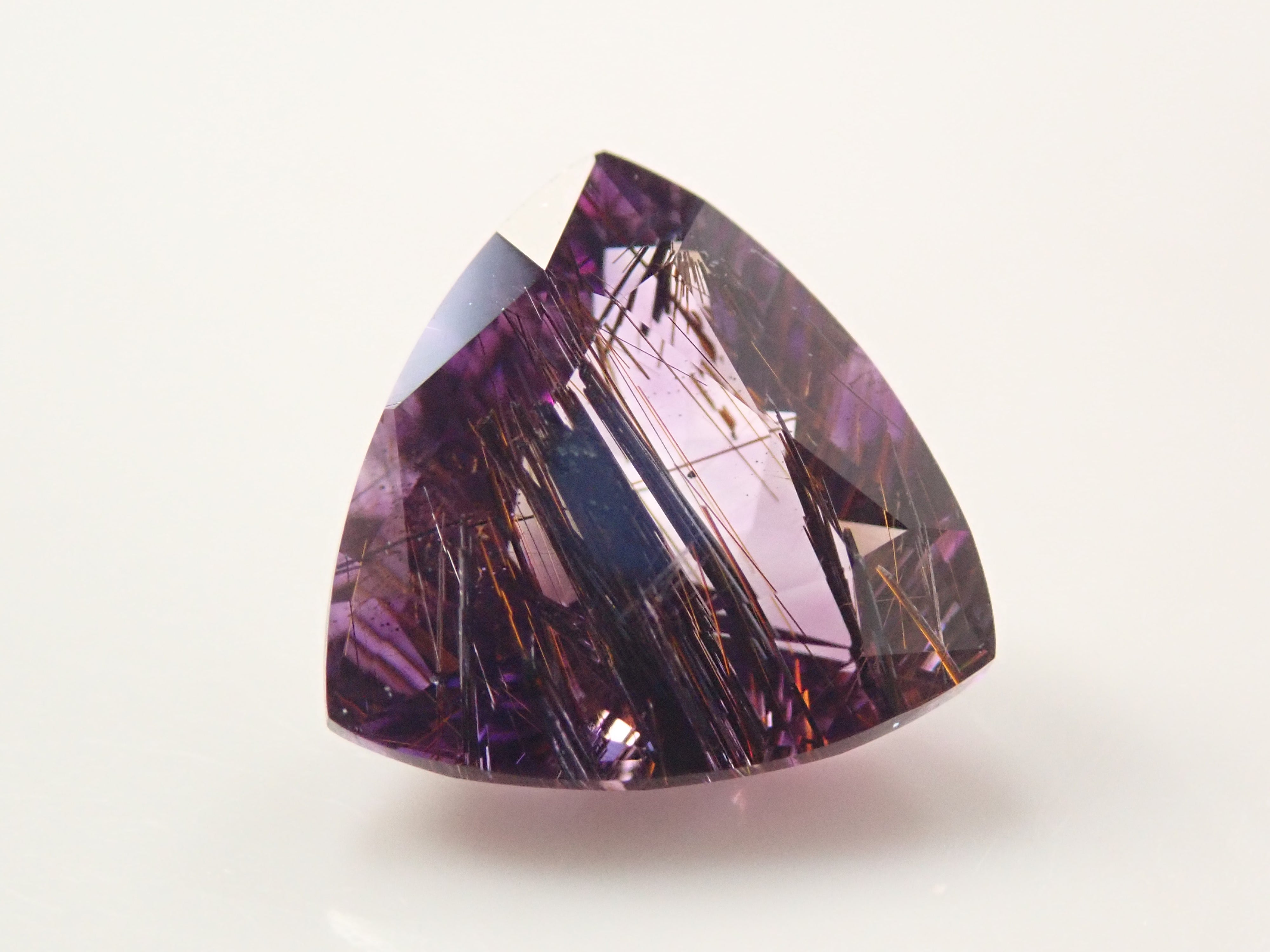 ブラジル産エレスチャルアメジスト 1.891ctルース