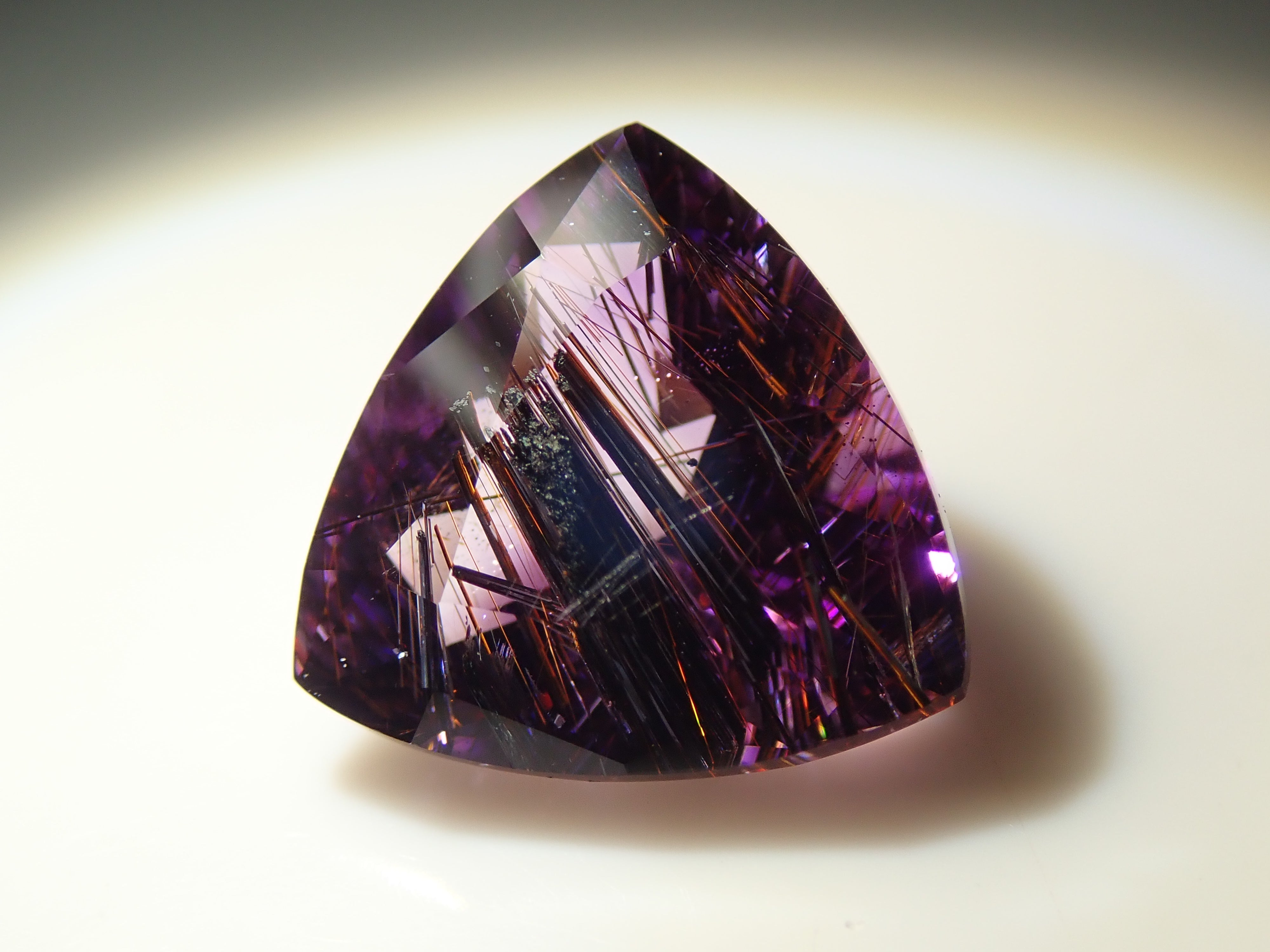 ブラジル産エレスチャルアメジスト 1.891ctルース