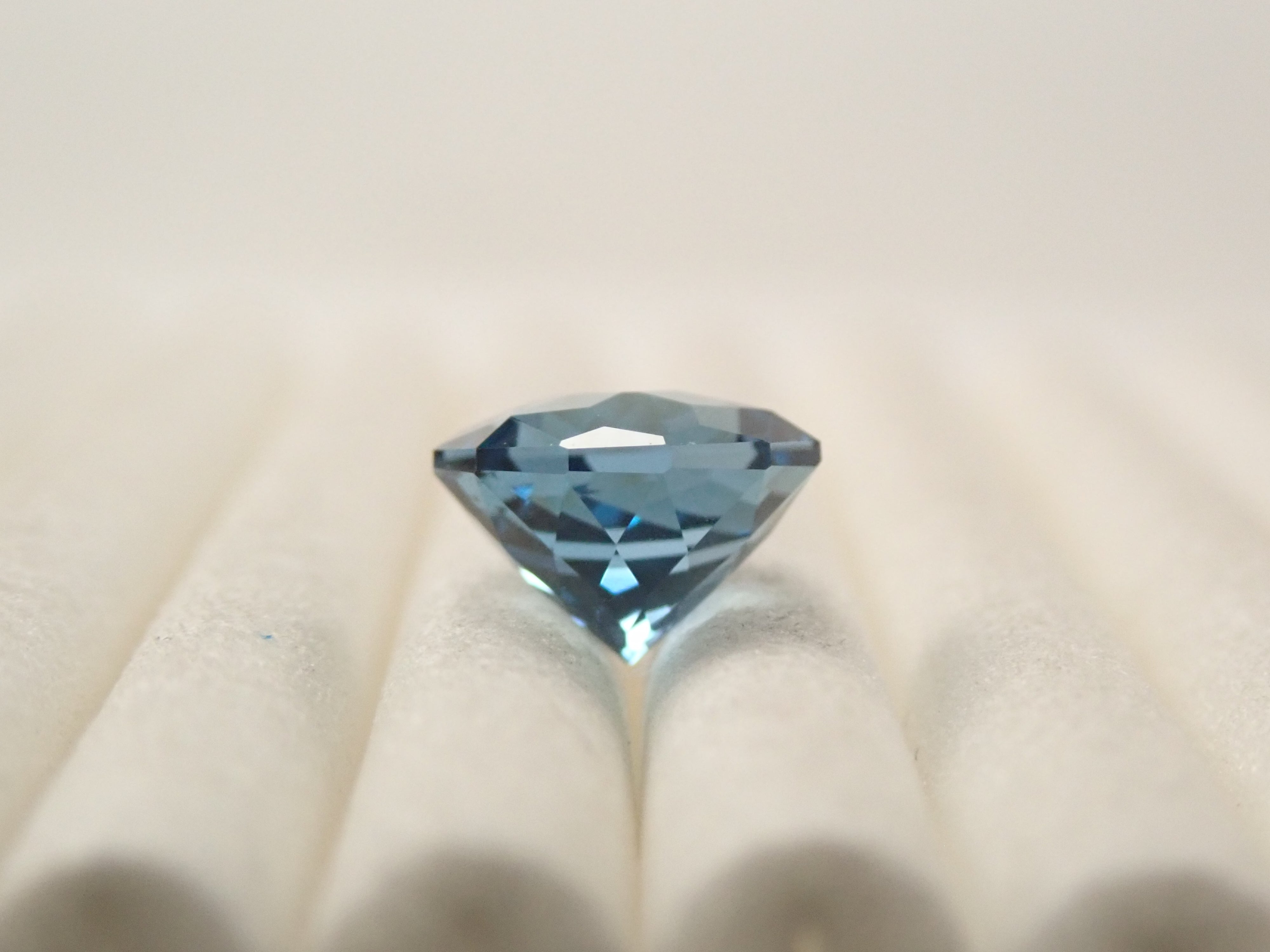 [11/1 22:00 Sale] Brazilian London Blue Topaz 1.281ct Loose