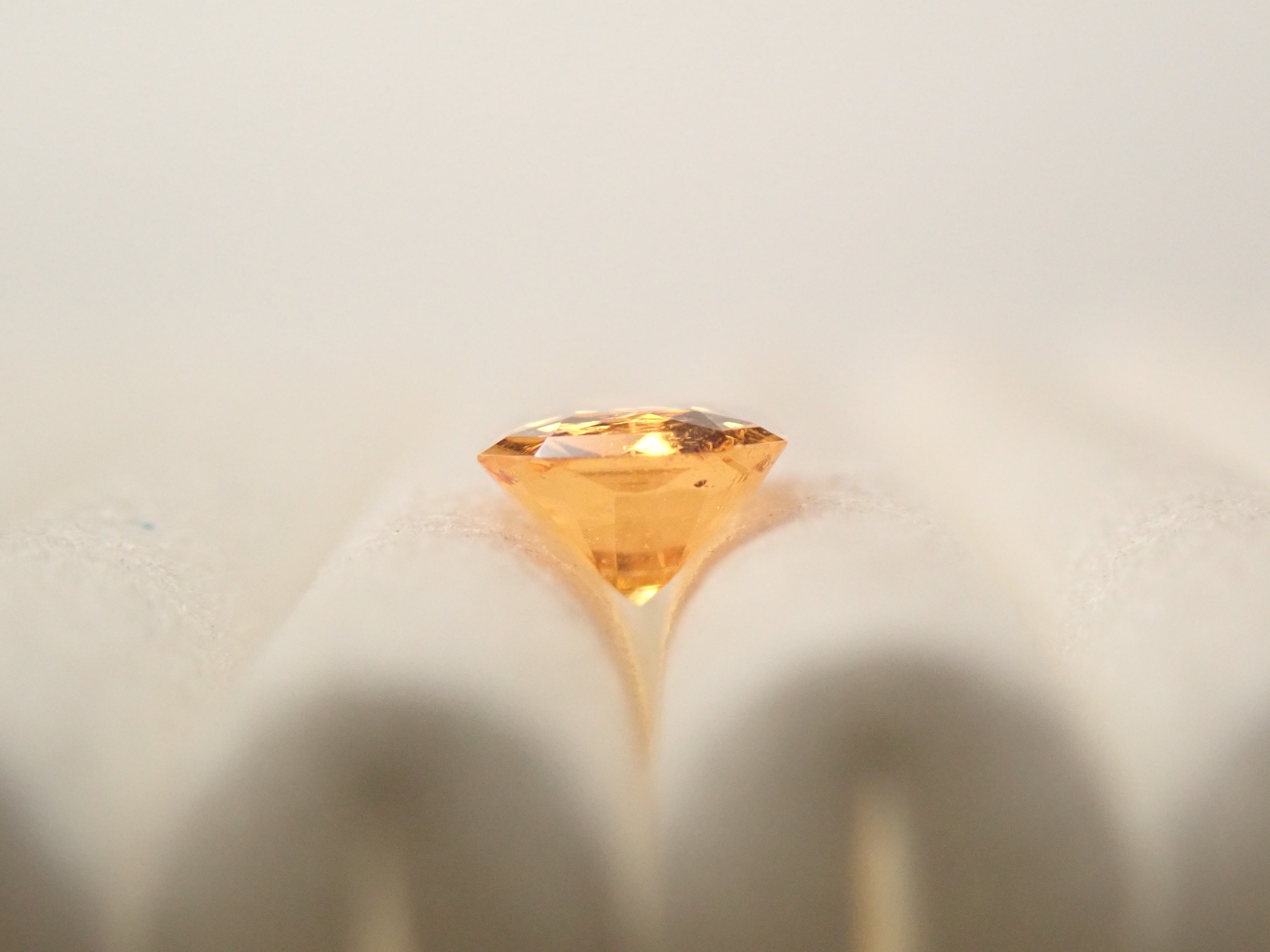 [11/1 22:00 拍賣] 坦尚尼亞錳鋁榴石 0.383 克拉裸石