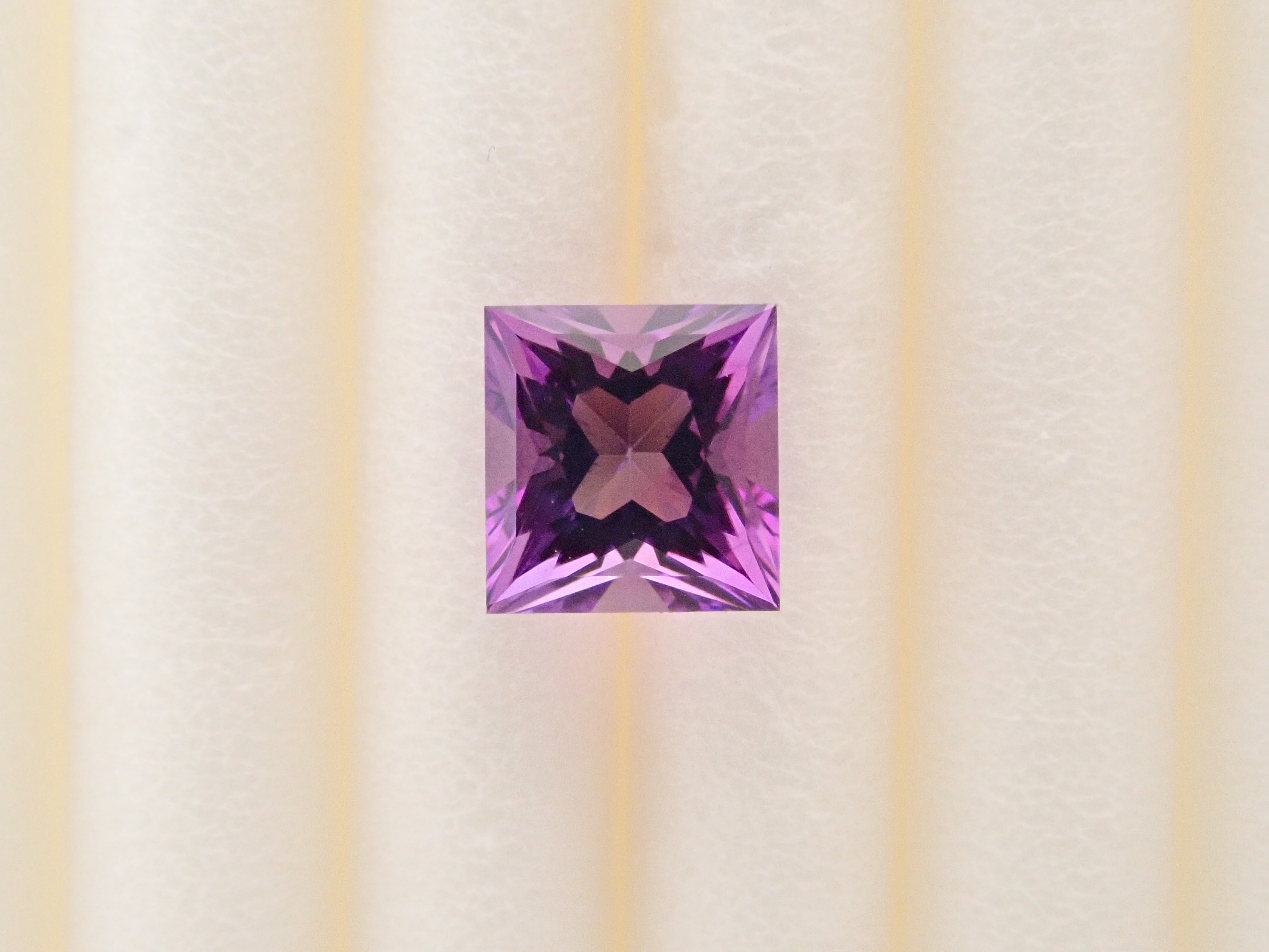 [12557548] Brazilian Kasharai Amethyst 0.389ct Loose Stone