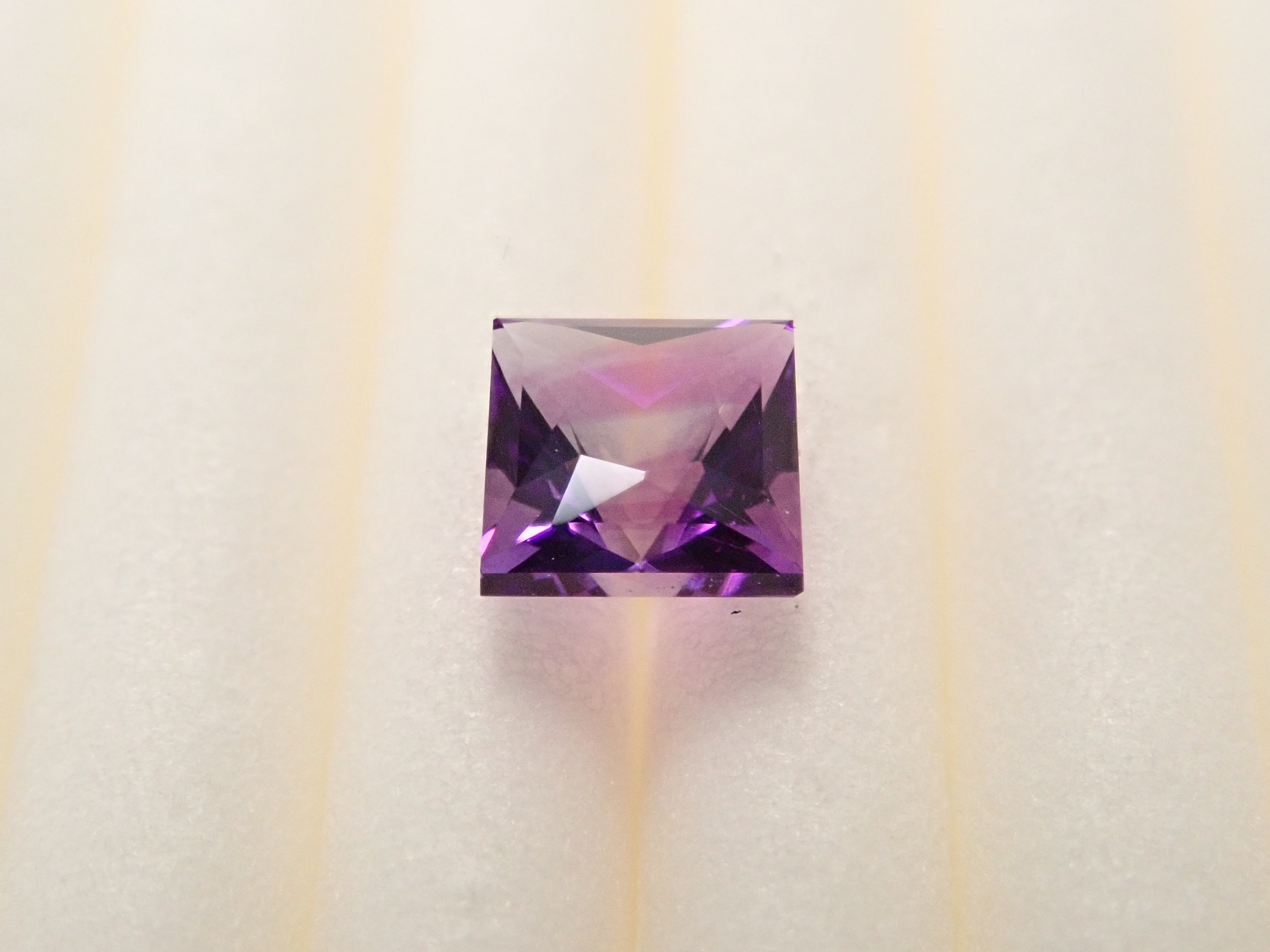 [12557548] Brazilian Kasharai Amethyst 0.389ct Loose Stone
