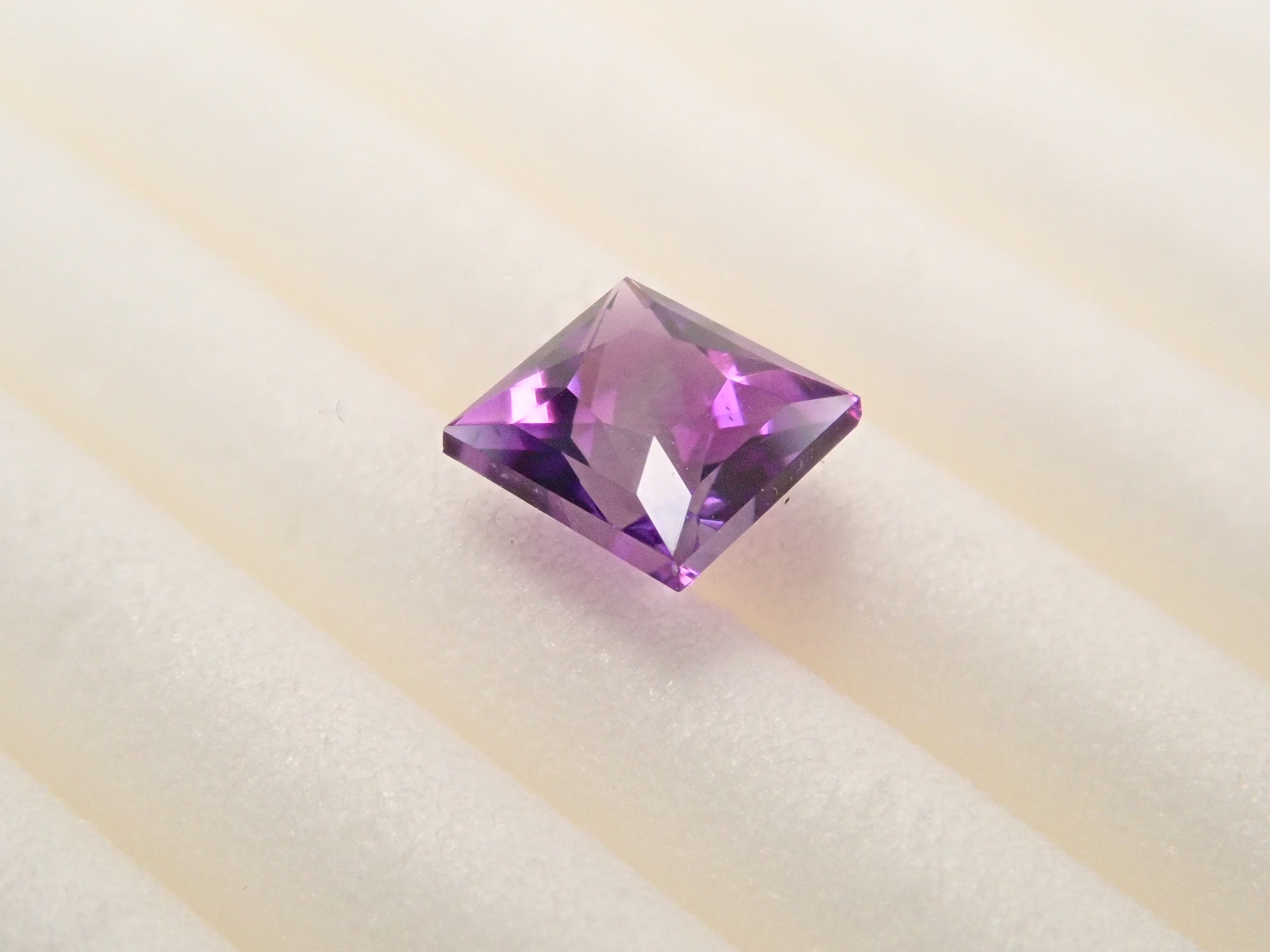 [12557548] Brazilian Kasharai Amethyst 0.389ct Loose Stone