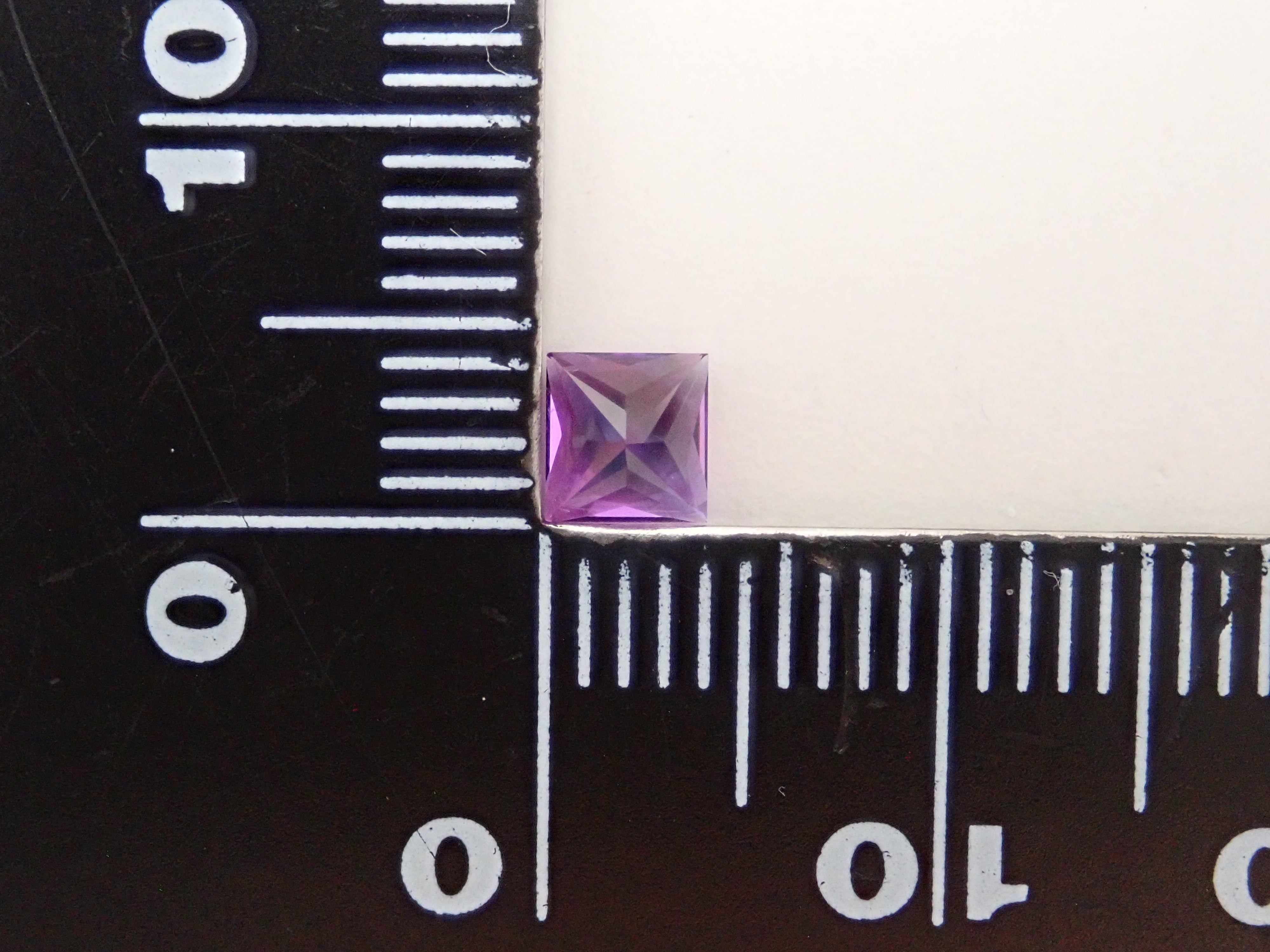 [12557548] Brazilian Kasharai Amethyst 0.389ct Loose Stone