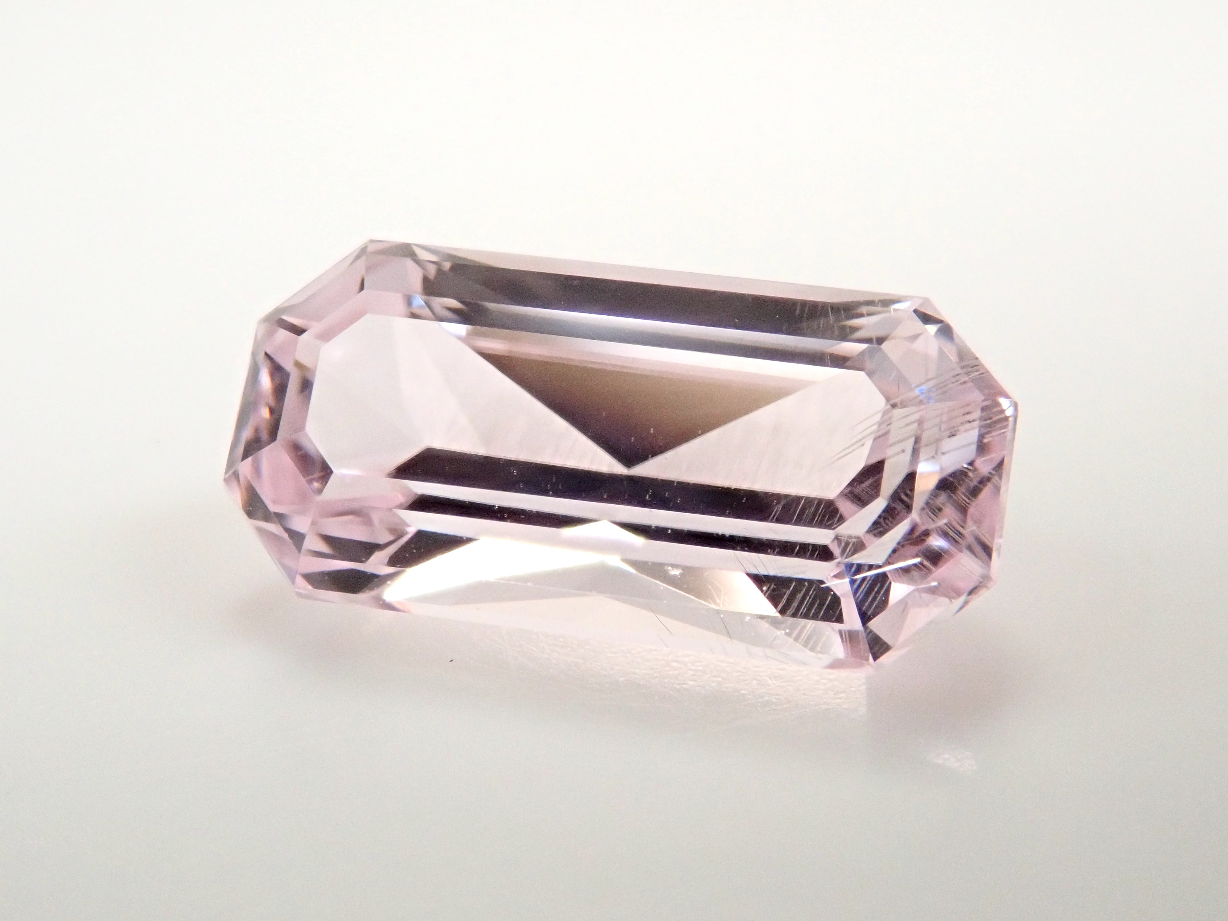 ピンククンザイト クンツァイト - 通販｜宝石鑑定士が運営【カラッツSTORE】