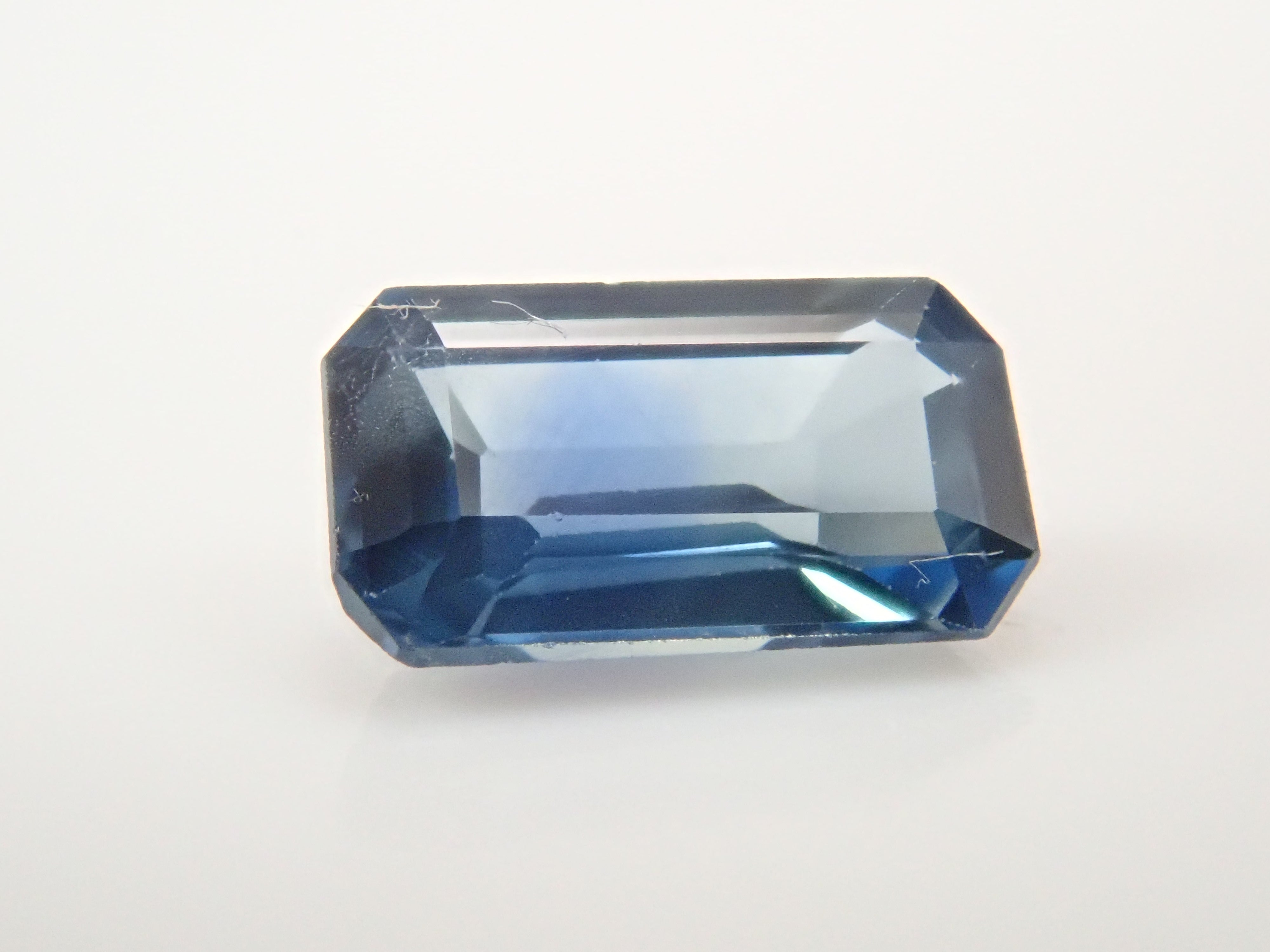 サファイア　4.524ct ルース　ソーティング付き 12557437掲載】マダガスカル産バイカラーサファイア 0.324ctルース