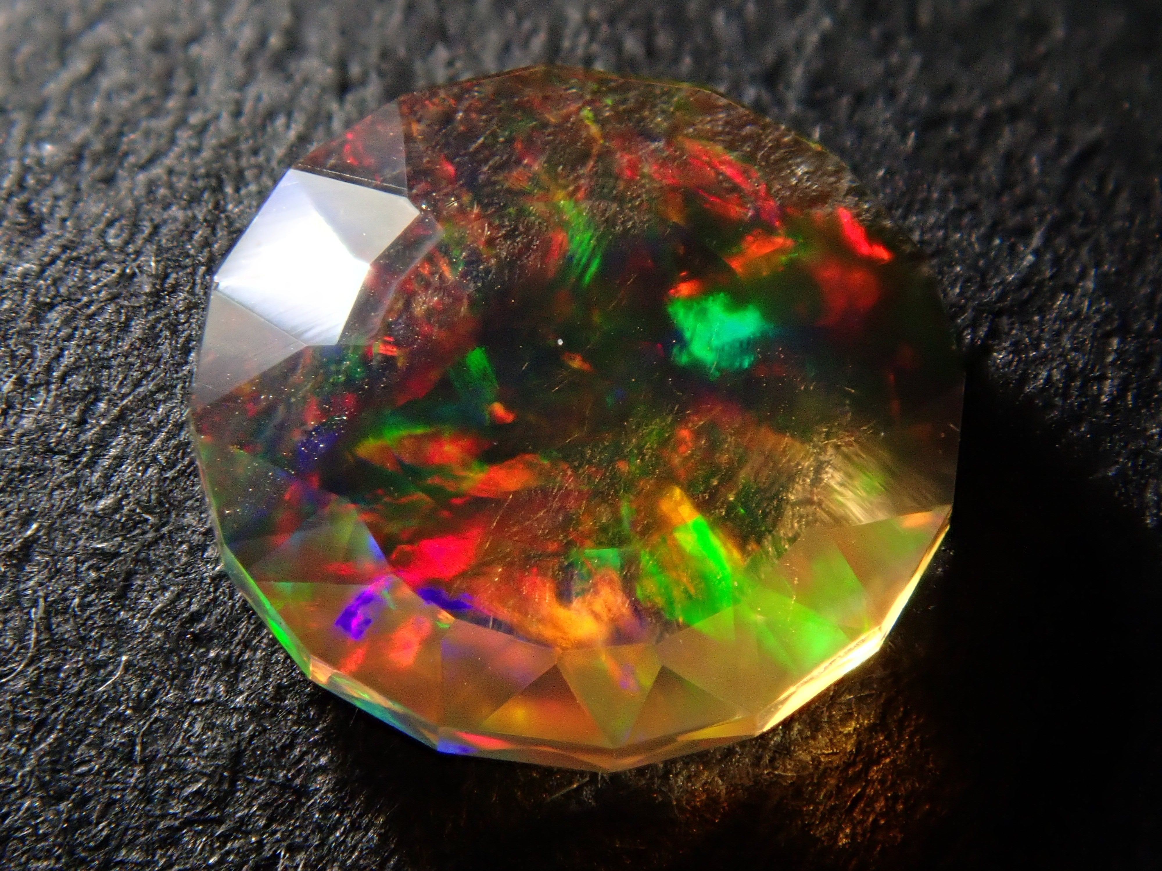 【10/29 22時販売】メキシコ産ファイアオパール 5.8mm/0.345ctルース