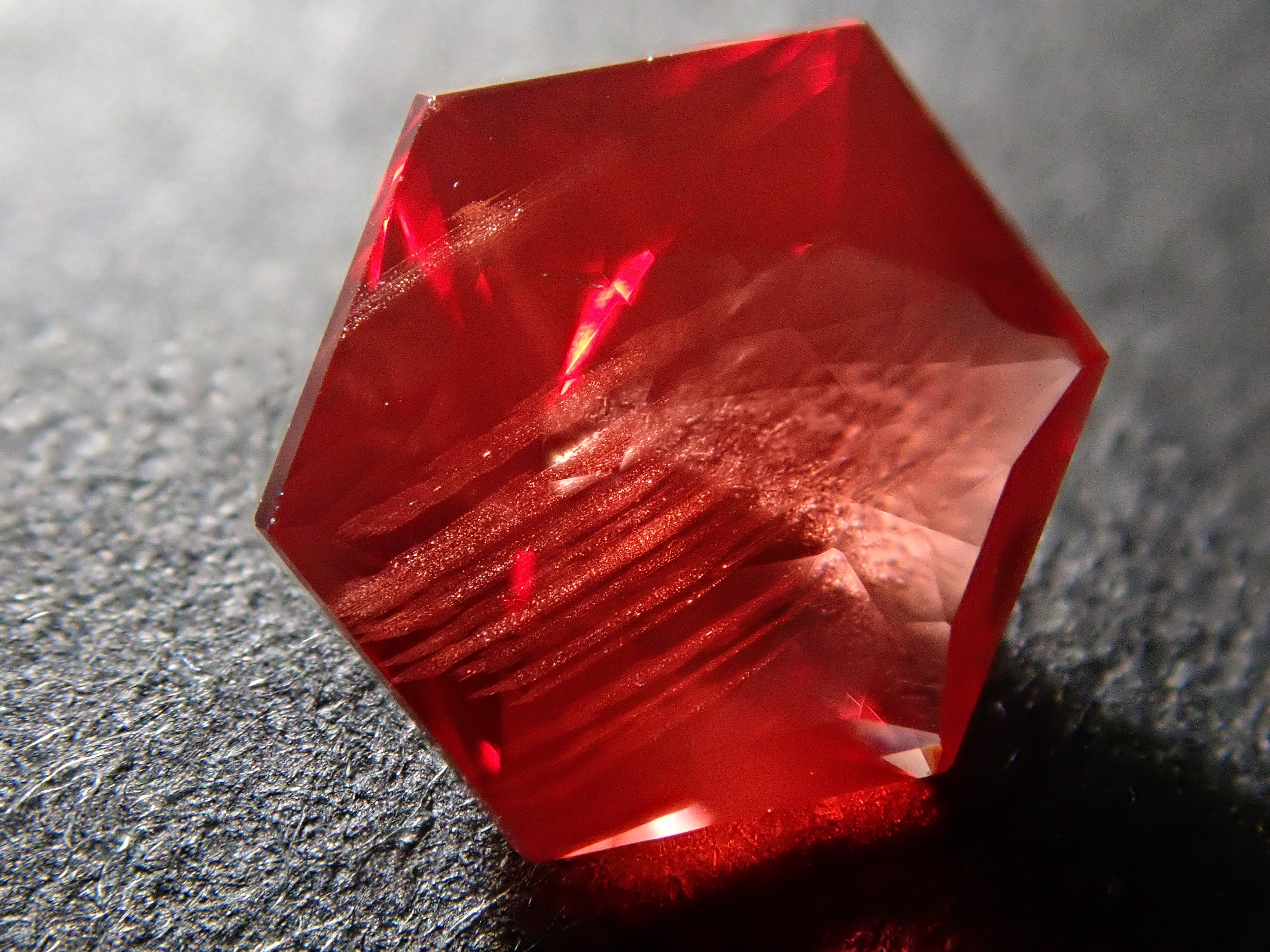 【10/29 22時販売】チベット産アンデシン 0.768ctルース